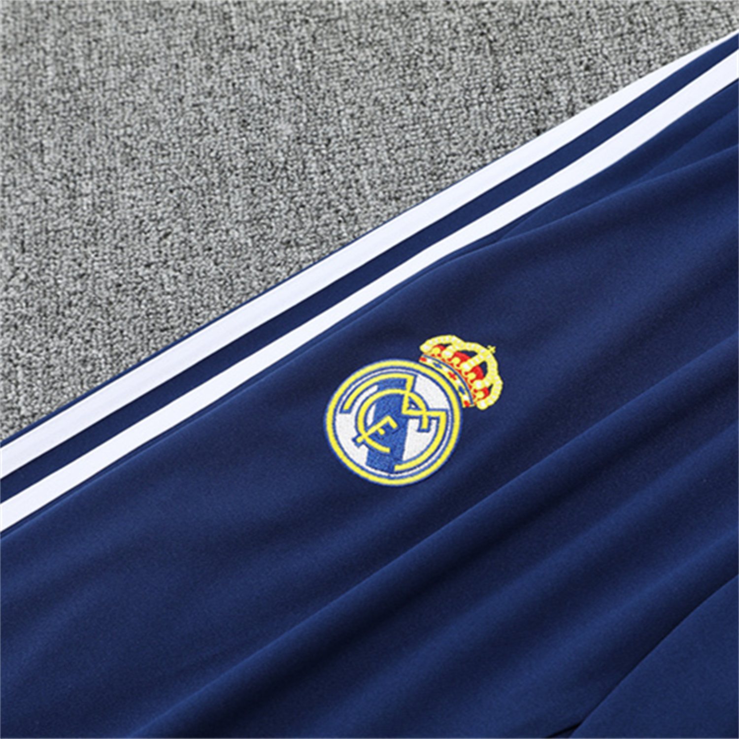 TKH-turbokithub-Real Madrid 25-26 Long Sleeve Training Set - Throwback Royal Blue Top and Pants