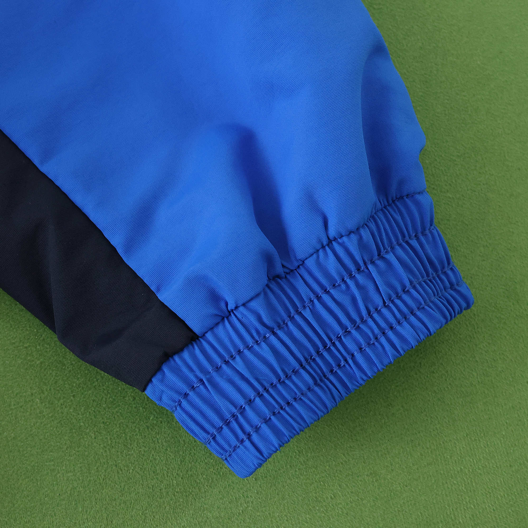 TKH-turbokithub-Club América 25-26 Throwback Double Sided Reversible Windbreaker - Blue & Black