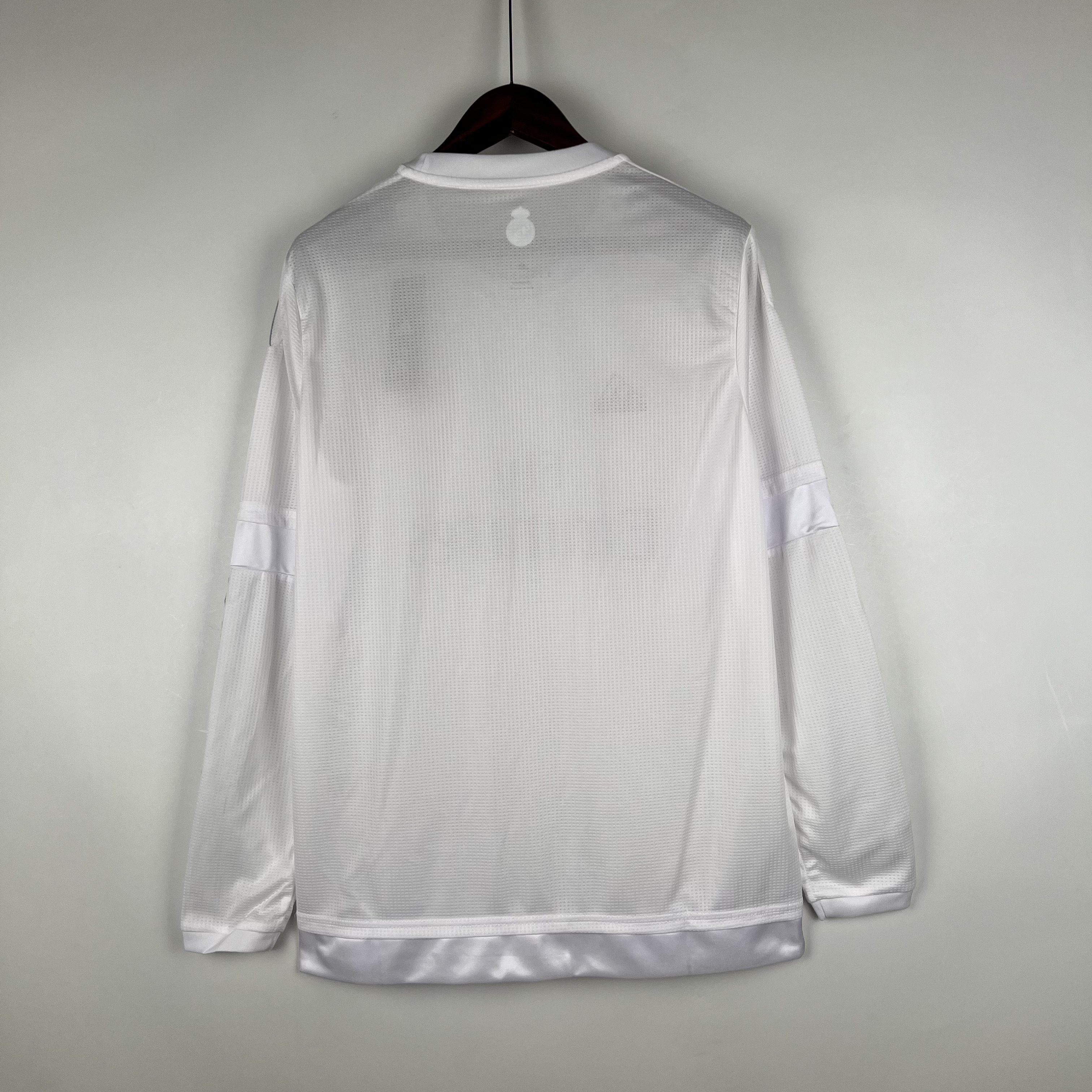 TKH-turbokithub-Retro Real Madrid 15-16 Home Stadium Long Sleeve Jersey