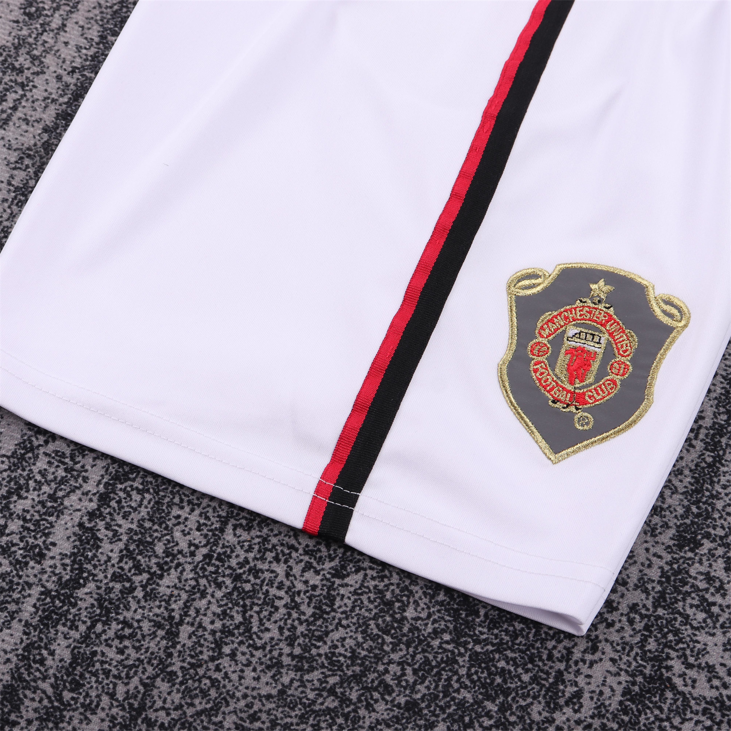 TKH-turbokithub-Retro Manchester United 1999-00 Home Kids Kit
