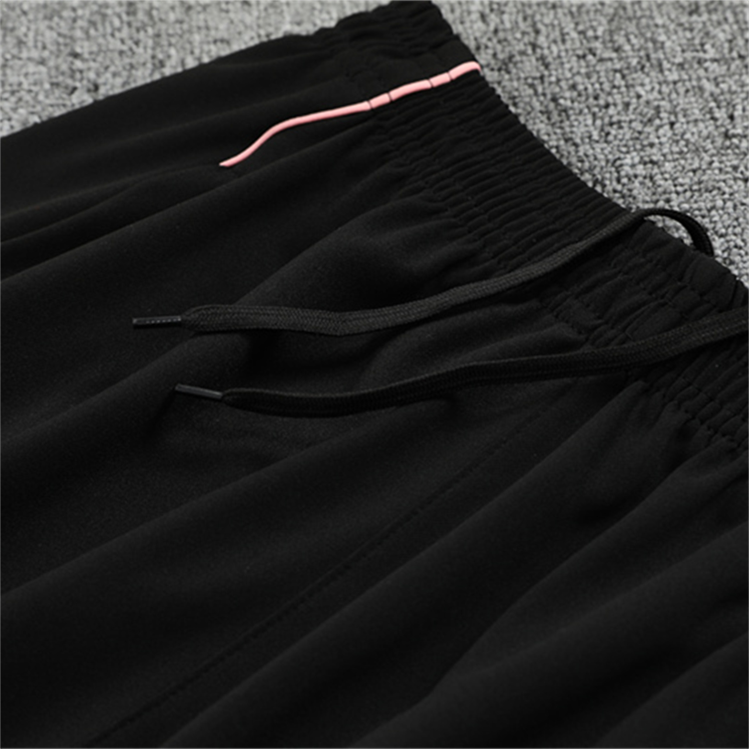 TKH-turbokithub-Juventus 25-26 Long Sleeve Training Set - White Top and Black Pants