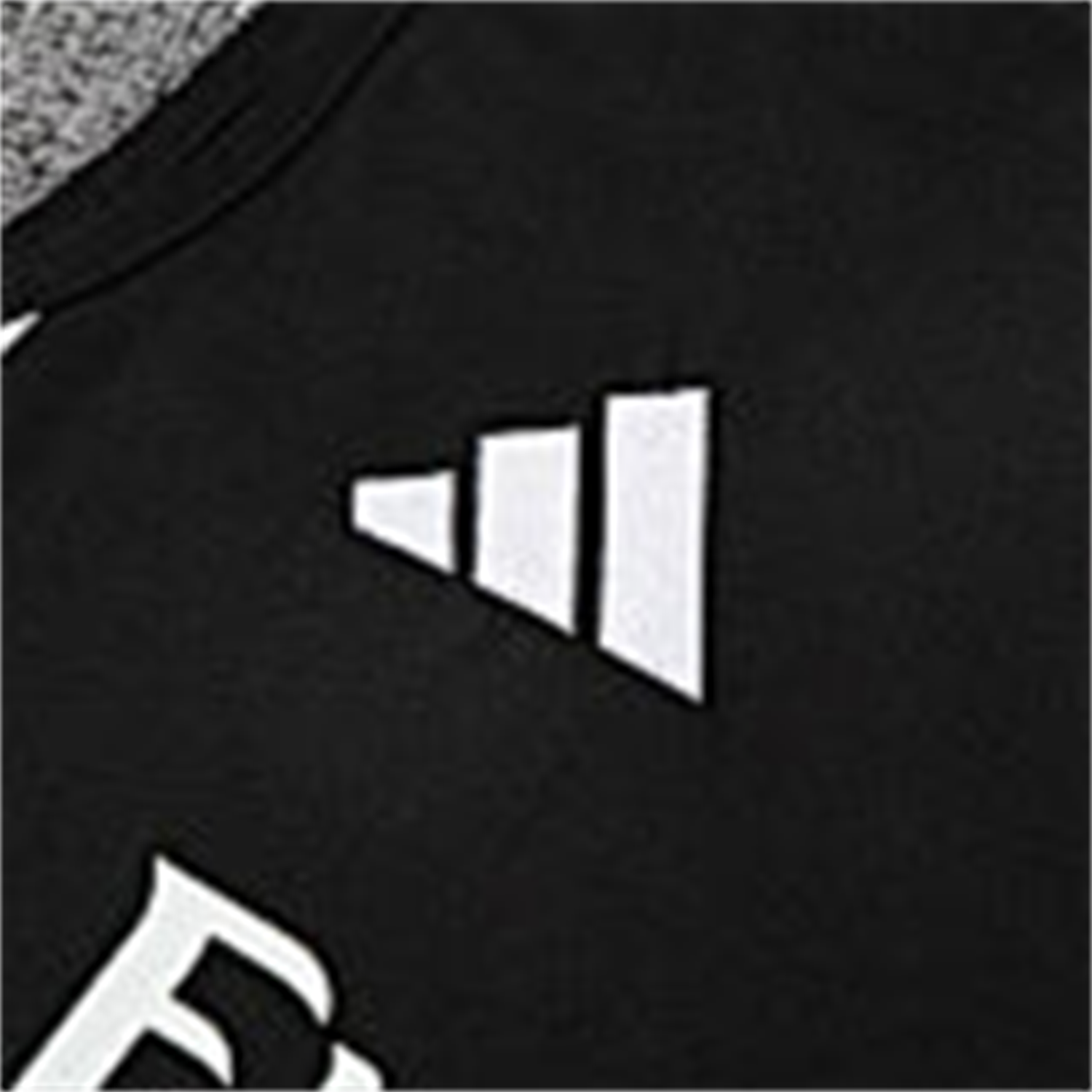 TKH-turbokithub-Real Madrid 25-26 Vest Training Set - Black And Light Grey Vest & Black Shorts