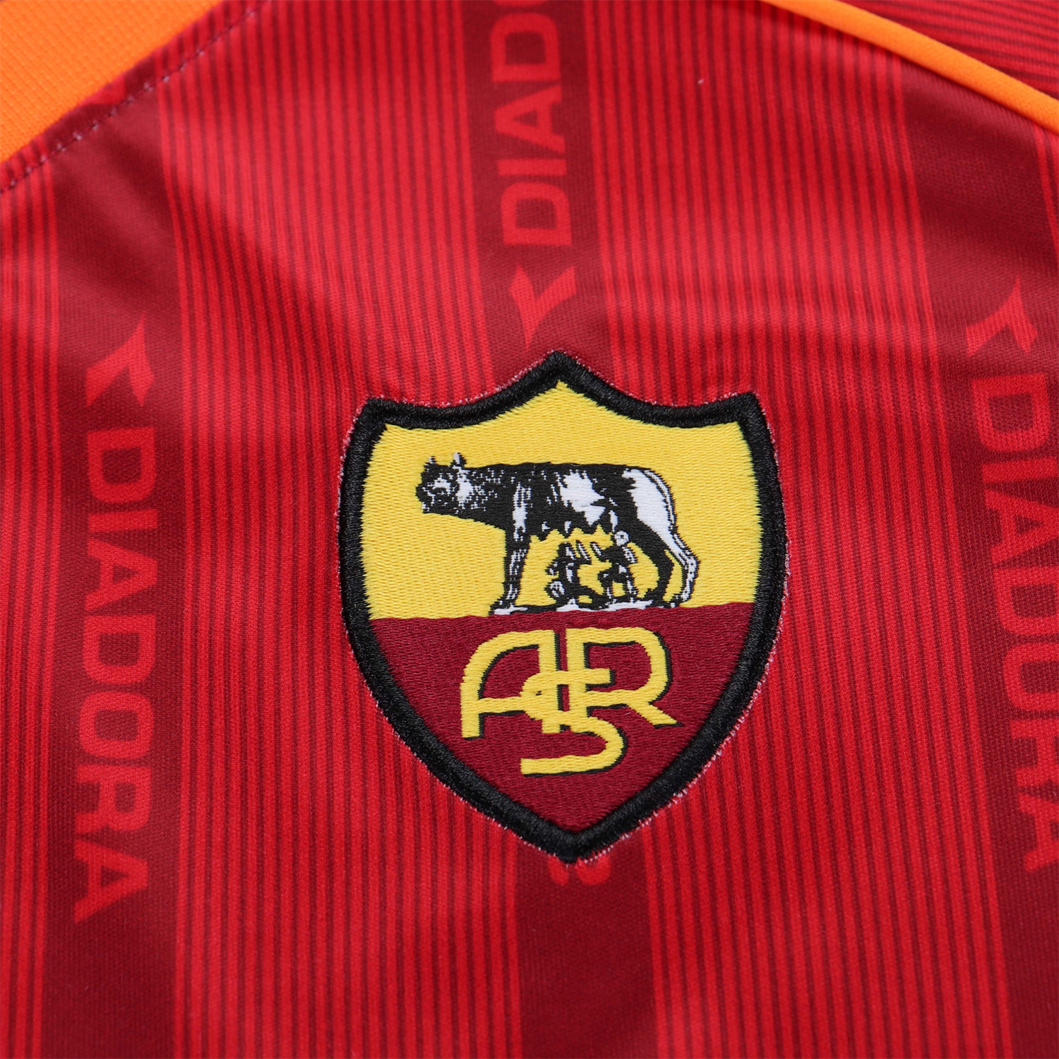 TKH-turbokithub-Retro Roma 1999-00 Home Kids Kit