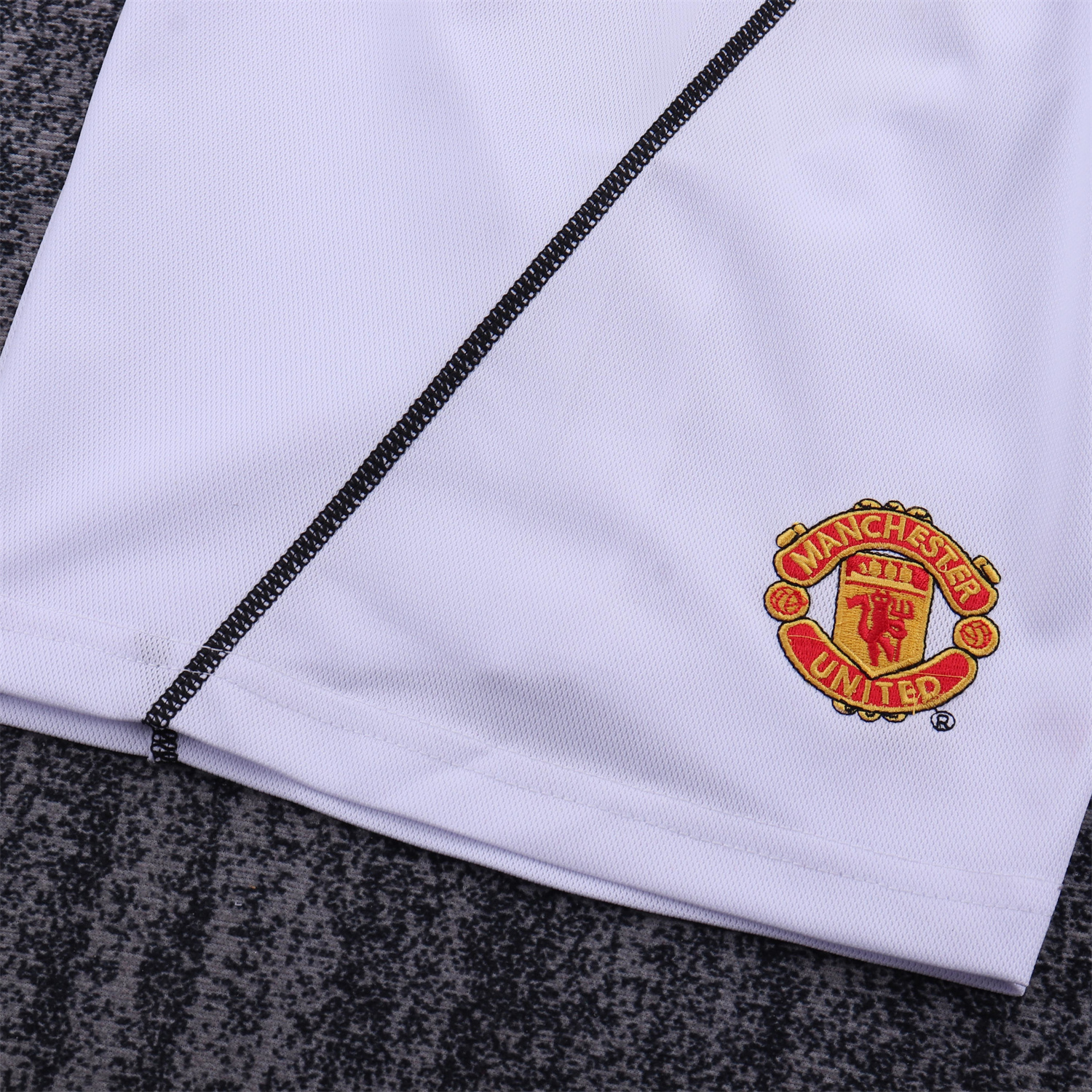 TKH-turbokithub-Retro Manchester United 2000-02 Home Kids Kit