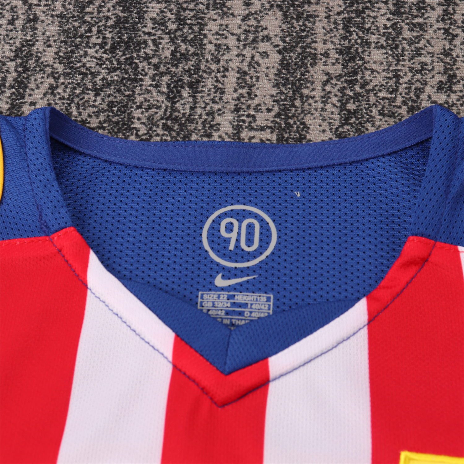 TKH-turbokithub-Retro Atletico Madrid 2004-05 Home S.p.i.d.e.r M.a.n Special Kids Kit