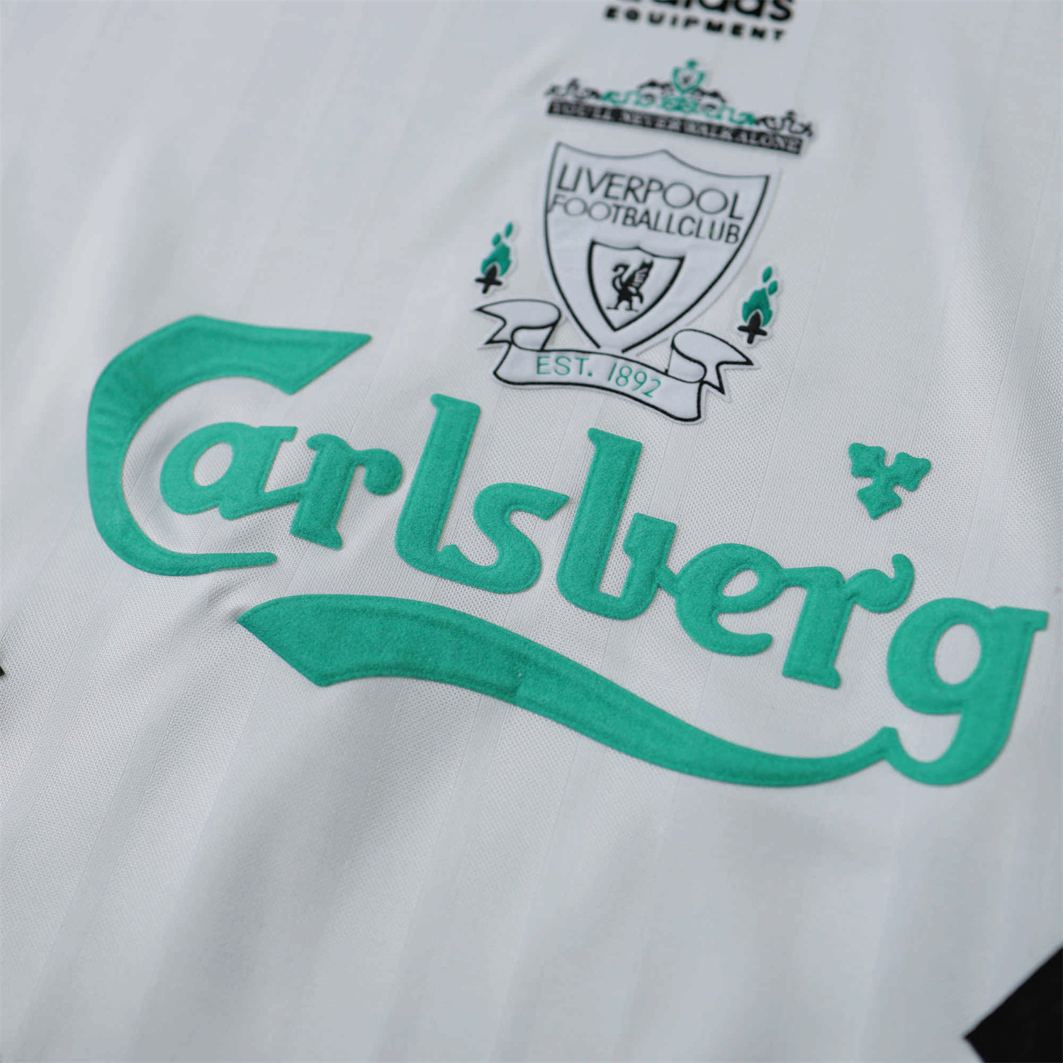 TKH-turbokithub-Retro Liver.pool 1993-95 Away Stadium Jersey