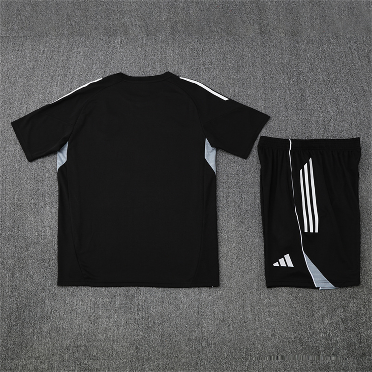TKH-turbokithub-INT M.A.M 25-26 Kids Short-Sleeve Training Set - Black Top and Shorts