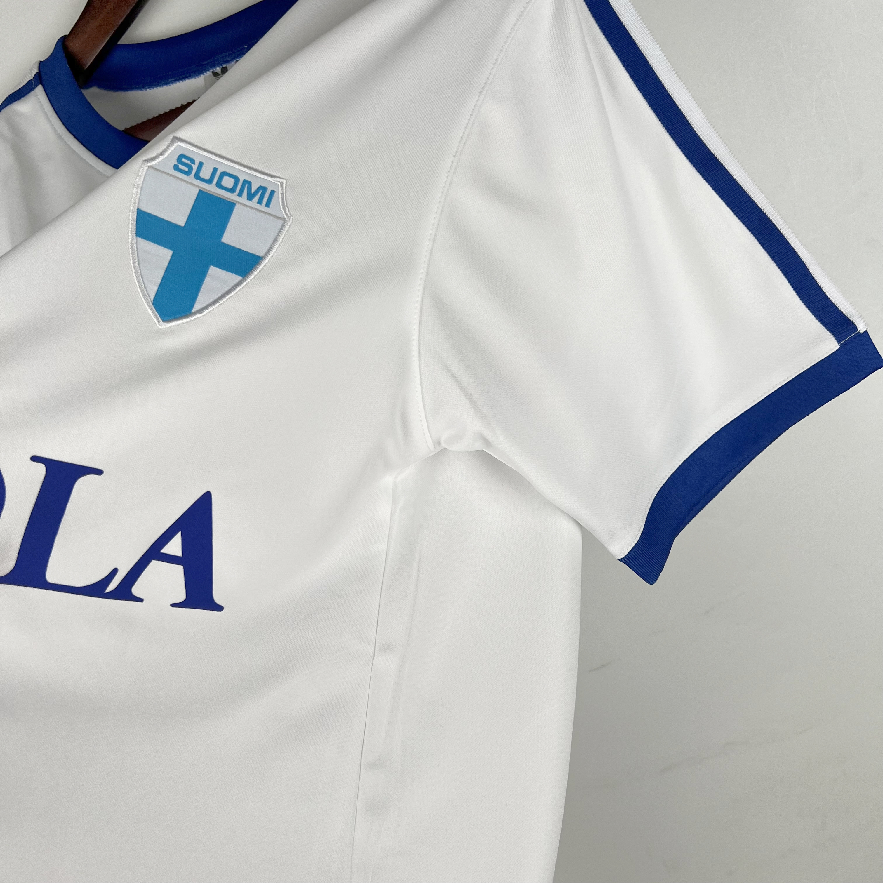 TKH-turbokithub-Retro Finland 1982 Home Stadium Jersey