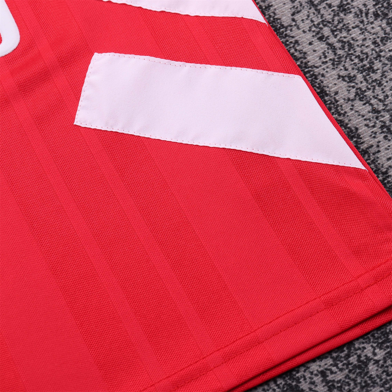 TKH-turbokithub-Retro Liver.pool 1993-95 Home Kids Kit