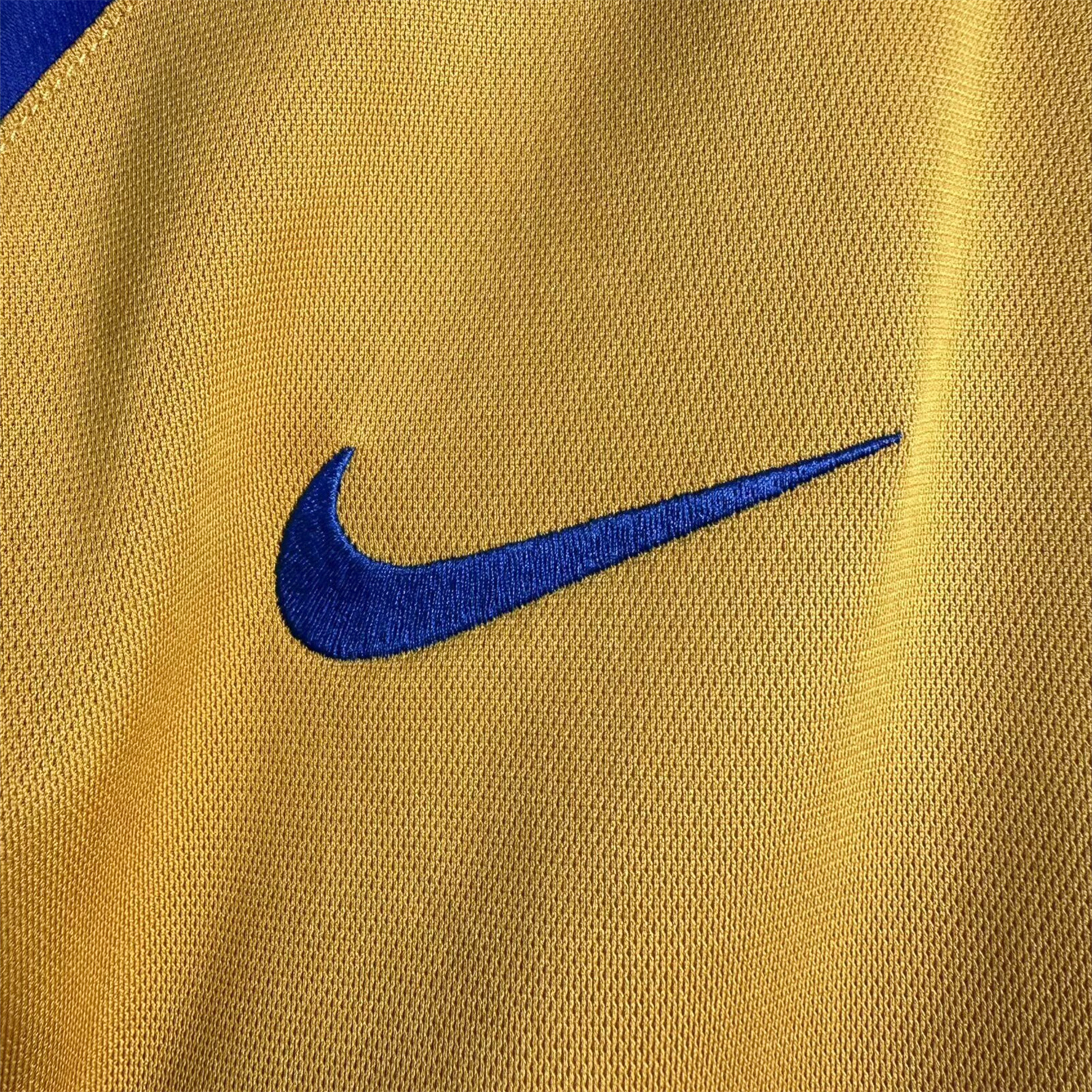 TKH-turbokithub-Retro Juventus 2005-06 Third Jersey