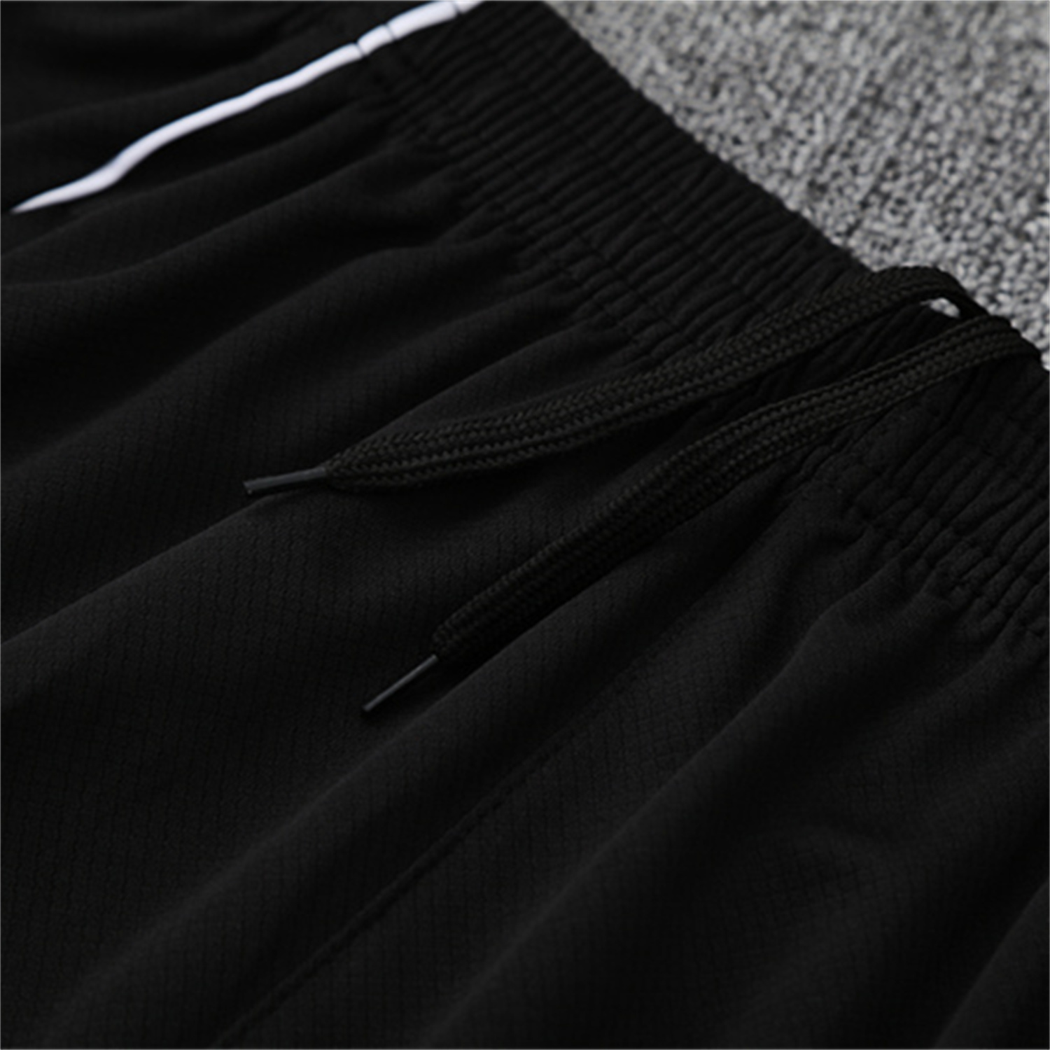 TKH-turbokithub-INT M.A.M 25-26 Short-Sleeve Training Set - Black Top and Shorts