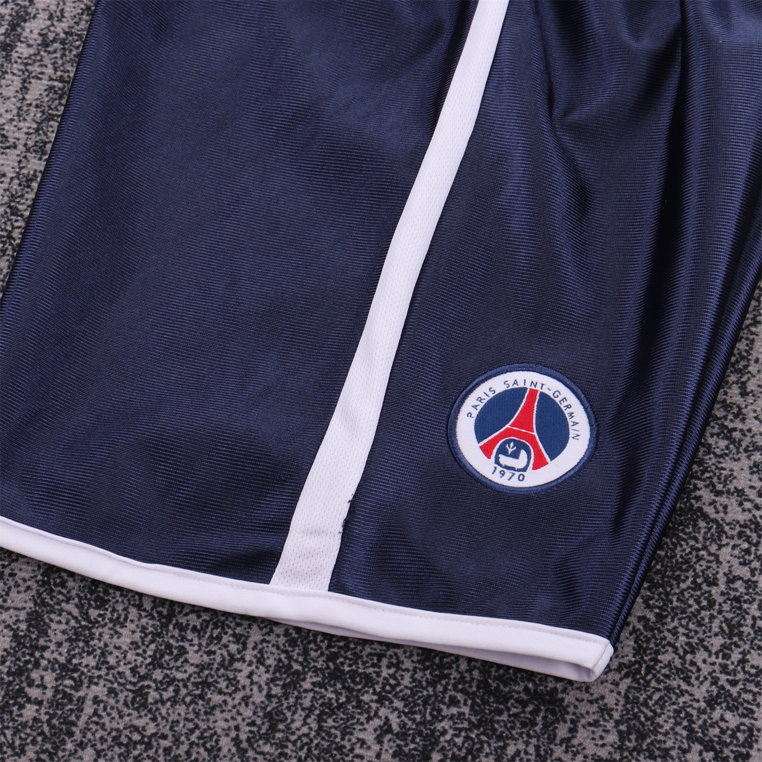 TKH-turbokithub-Retro Paris Saint-Germain PSG 2001-02 Home Kids Kit