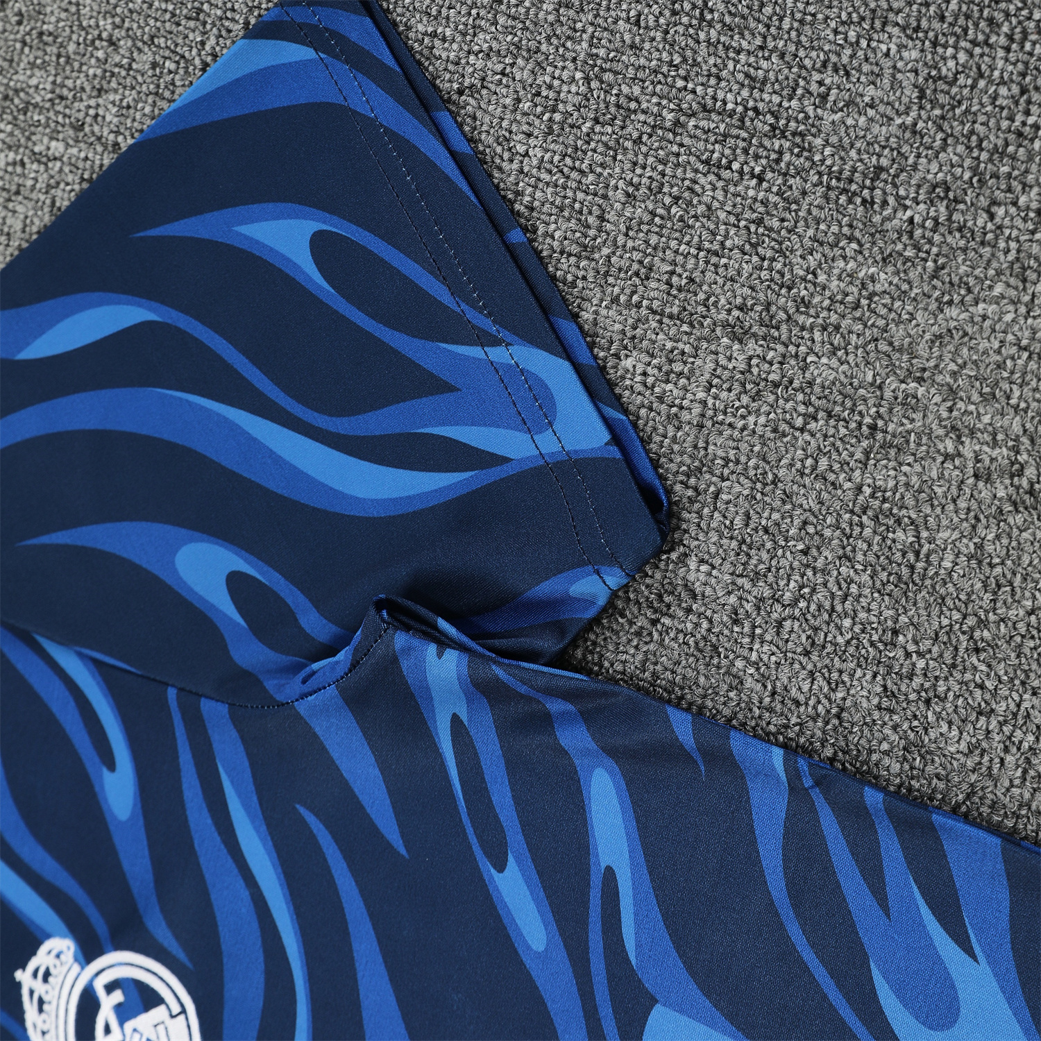 TKH-turbokithub-Real Madrid 25-26 Short-Sleeve Training Set - Blue Water Pattern Top & Deep Blue Shorts