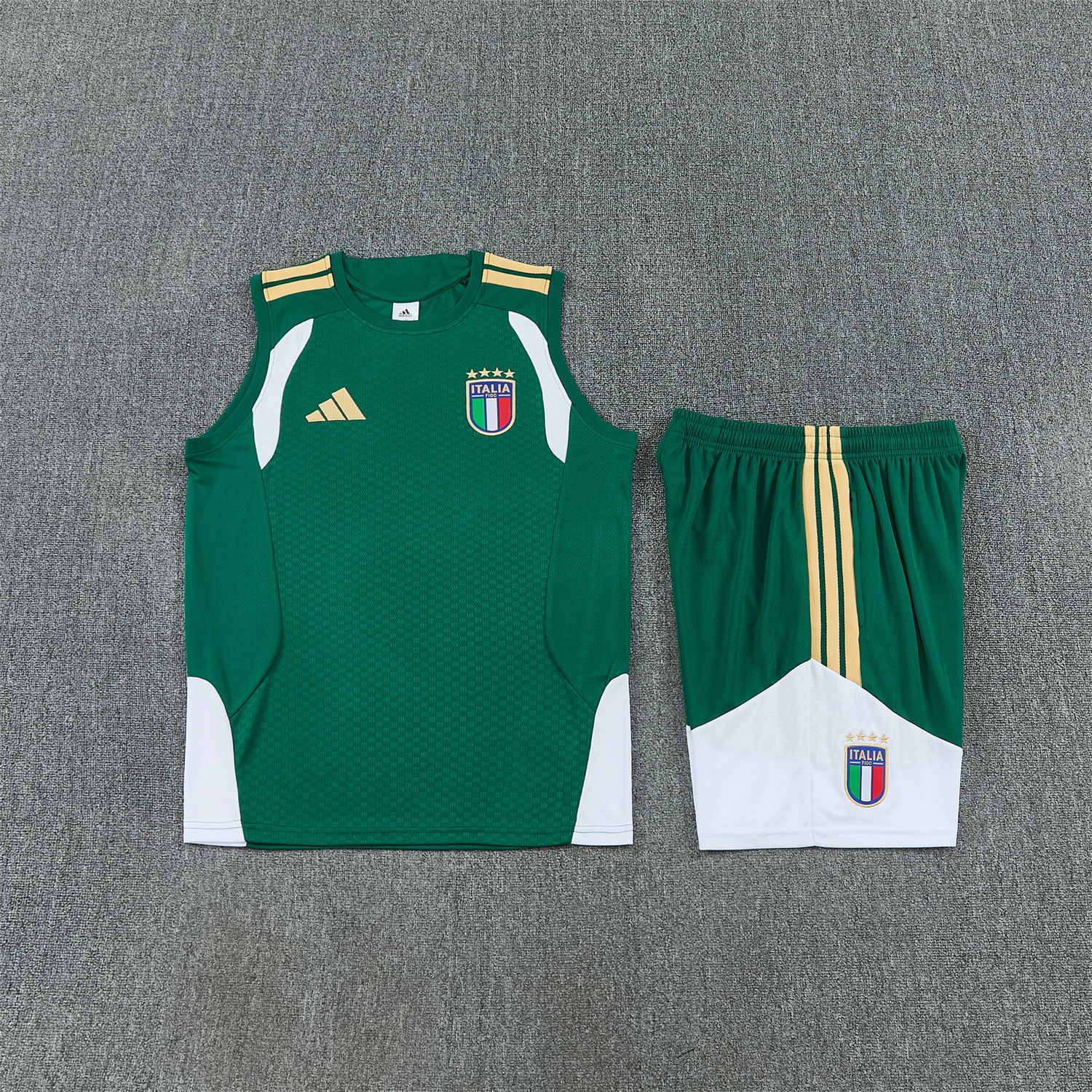 TKH-turbokithub-Italy 2026 Vest Training Set - Green Vest and Shorts