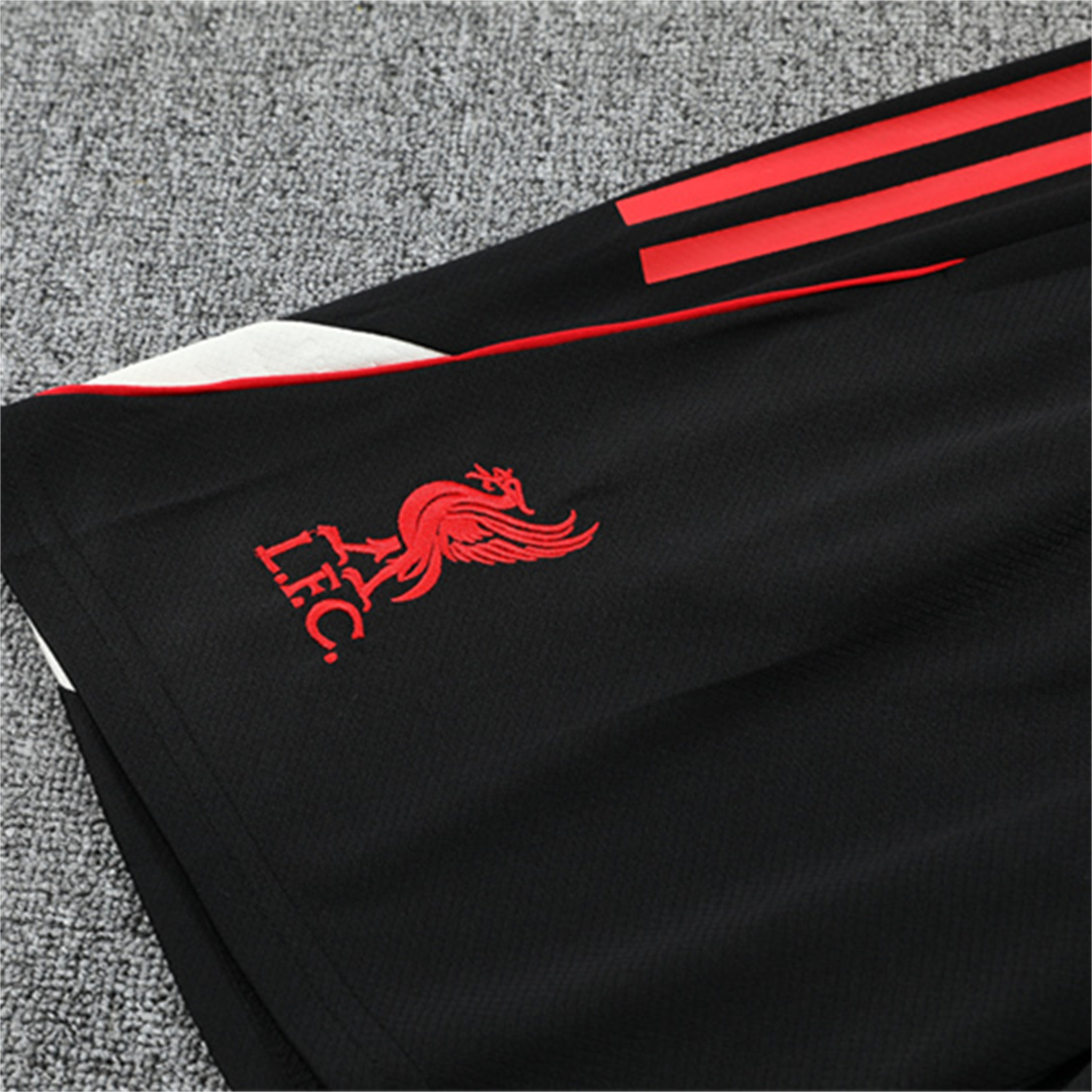 TKH-turbokithub-Liver.pool 25-26 Kids Short-Sleeve Training Set - Black Top & Black Shorts