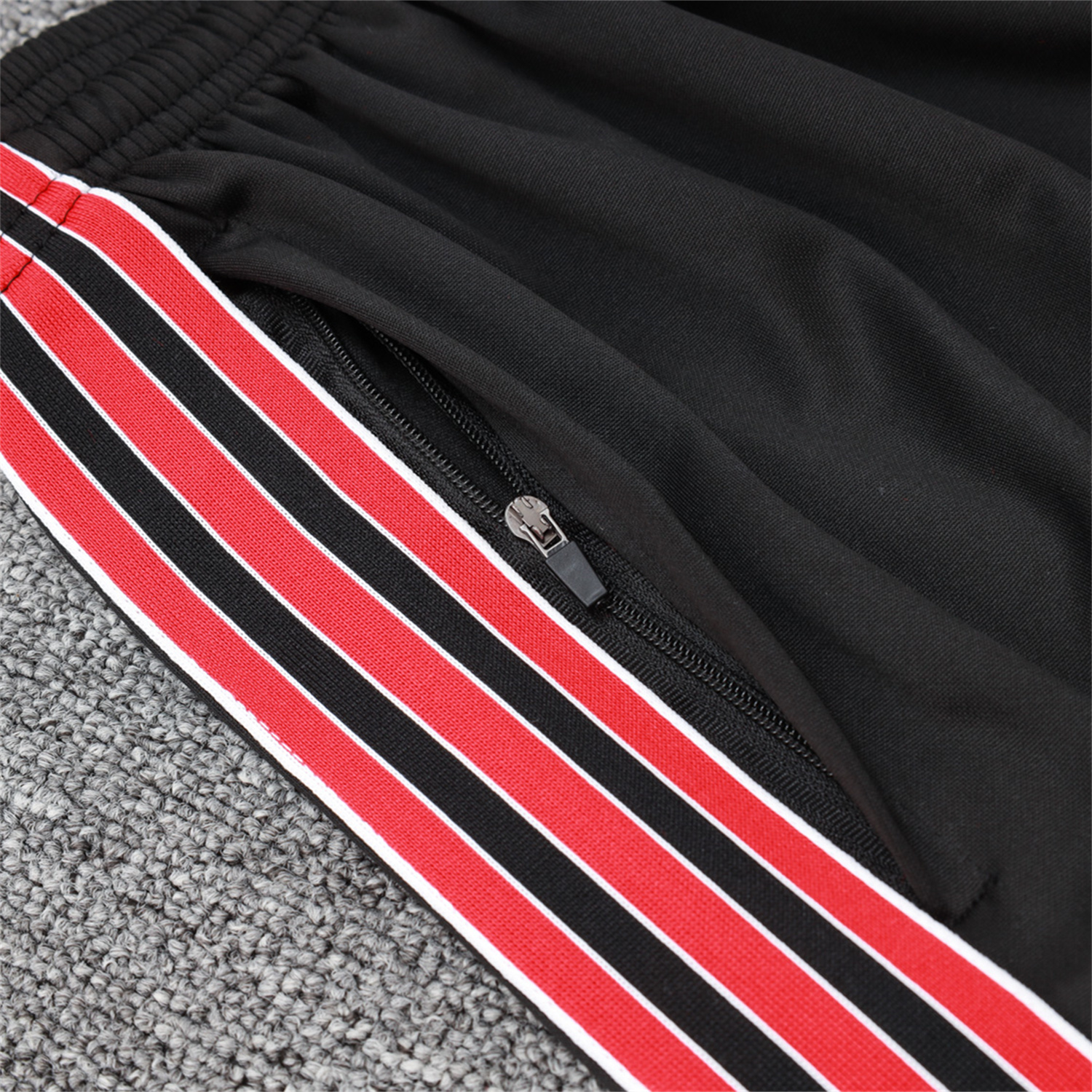 TKH-turbokithub-Manchester United 25-26 Originals Terrace Icon Jacket Training Tracksuit - Black