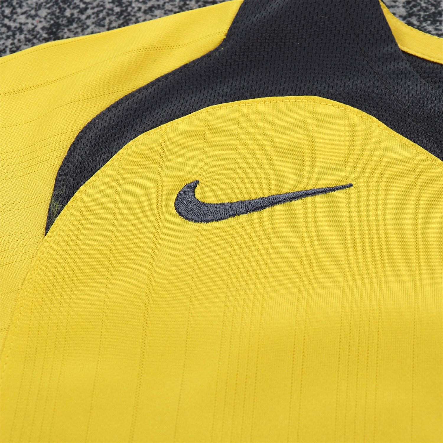 TKH-turbokithub-Retro Arsenal 2005-06 Away Kids Kit