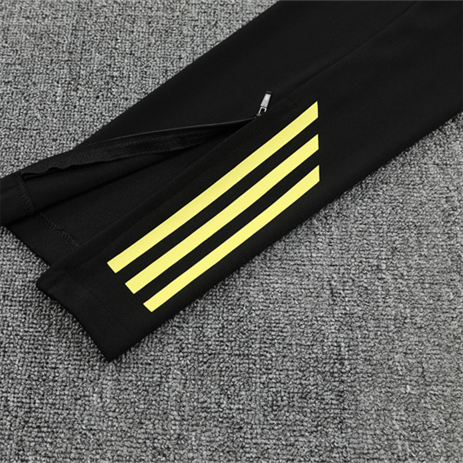 TKH-turbokithub-Juventus 25-26 Long Sleeve Training Set - Black Top and Black Pants