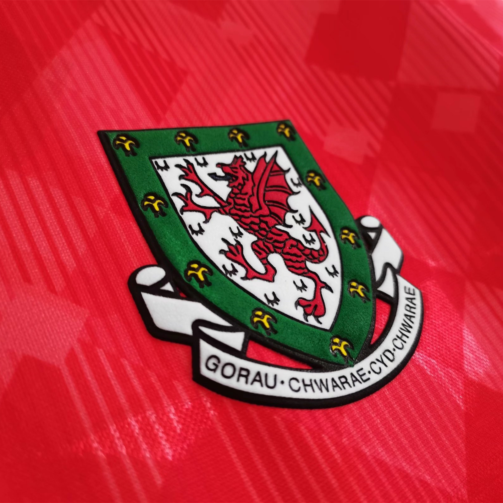 TKH-turbokithub-Retro Wales 1990 Home Stadium Jersey