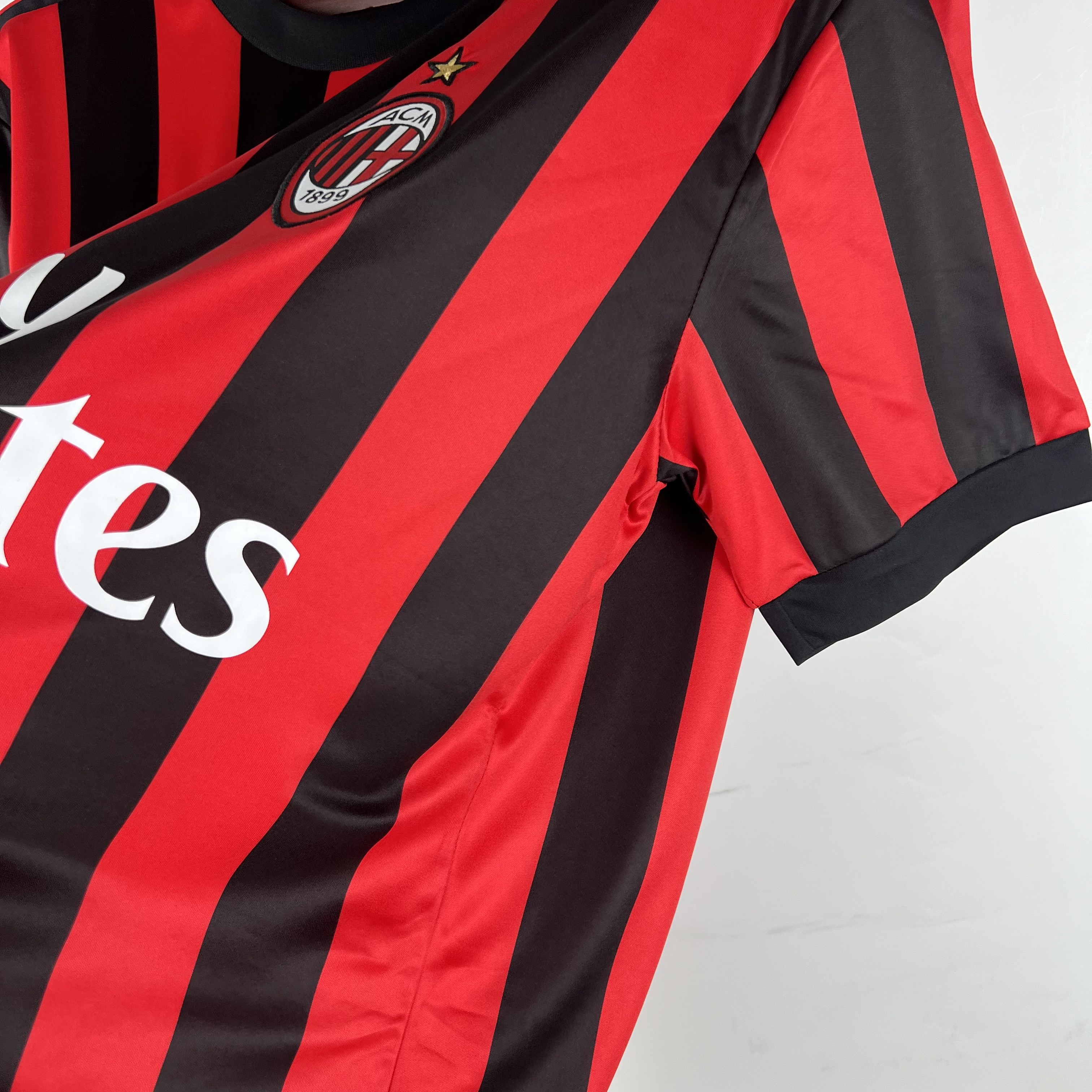 TKH-turbokithub-Retro AC Milan 2017-18 Home Stadium Jersey