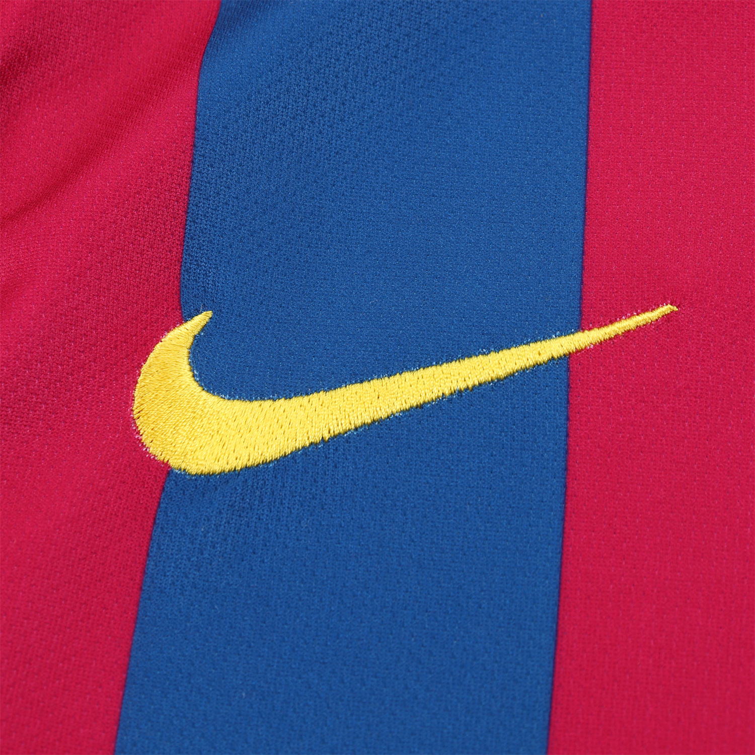TKH-turbokithub-Retro Barcelona 2005-06 Home Long Sleeve Kids Kit