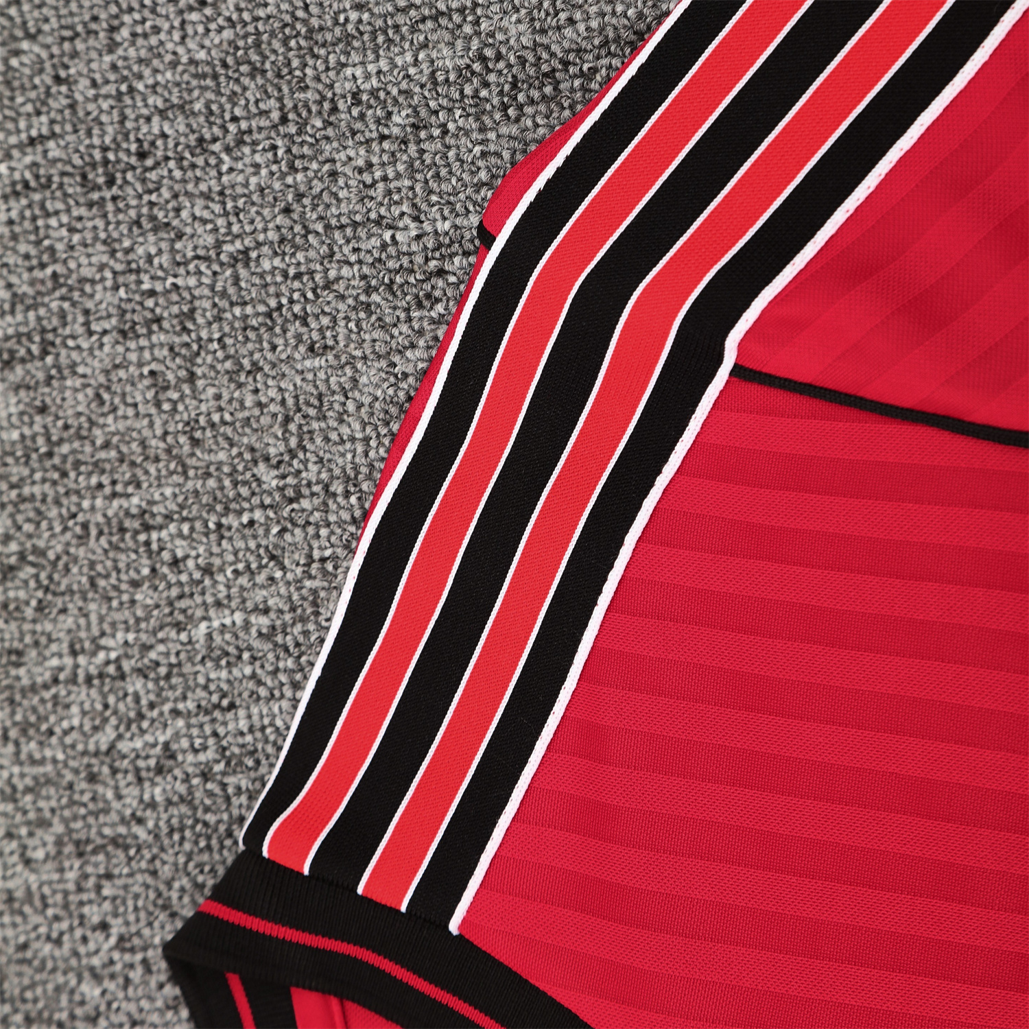 TKH-turbokithub-Flamengo 25-26 Short-Sleeve Training Set - Red Top & Black Shorts