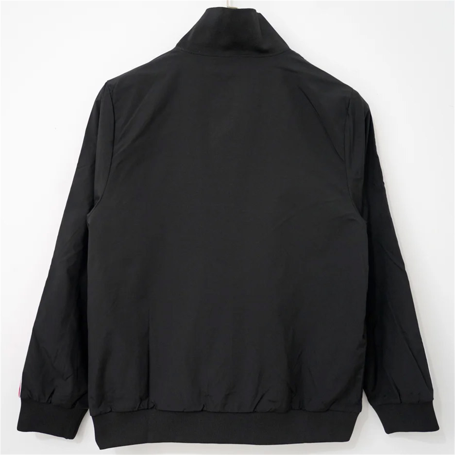 TKH-turbokithub-Retro Manchester United 24-25 Windbreaker Jacket - Black Red Sripe