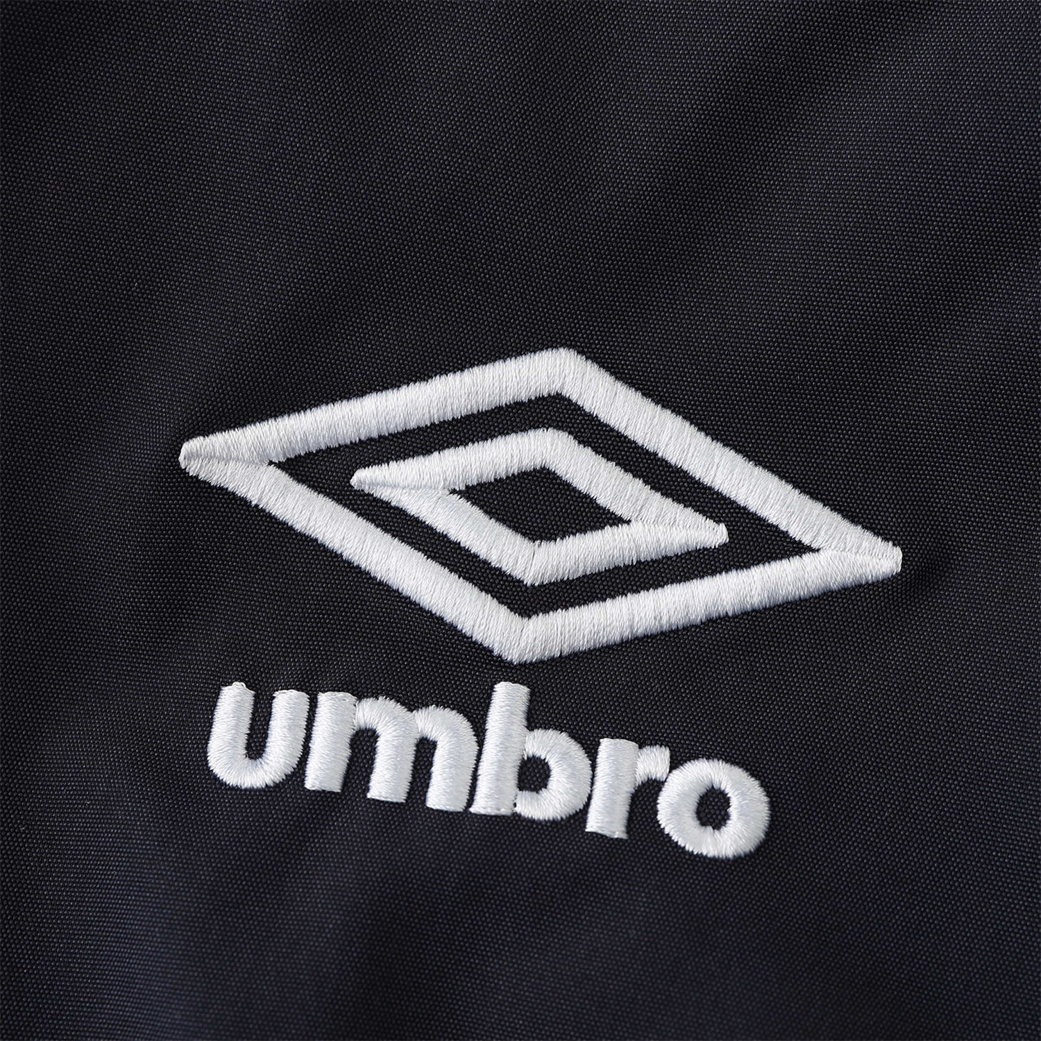 TKH-turbokithub-Retro England 1998 Windbreaker - Black