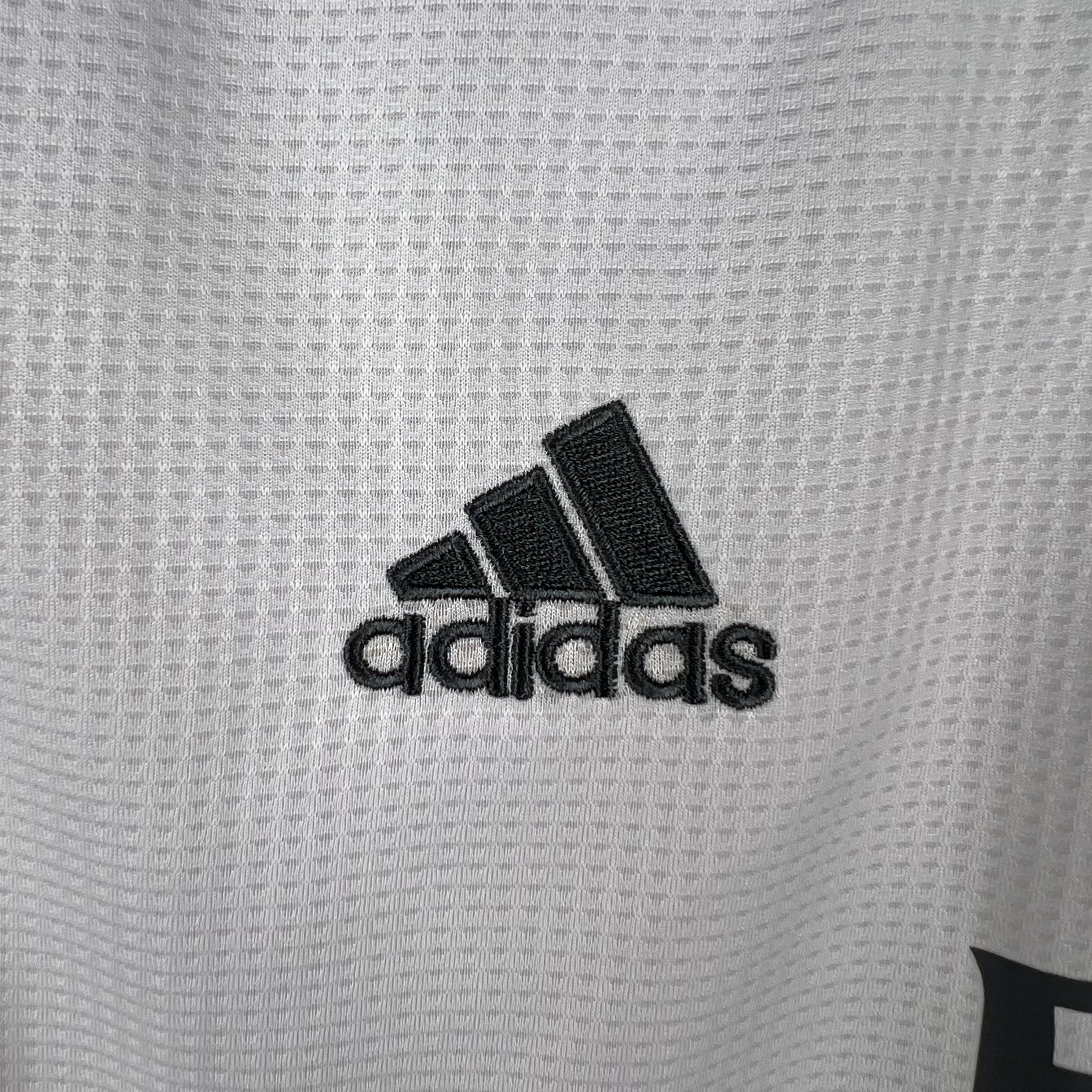 TKH-turbokithub-Retro Real Madrid 15-16 Home Stadium Long Sleeve Jersey