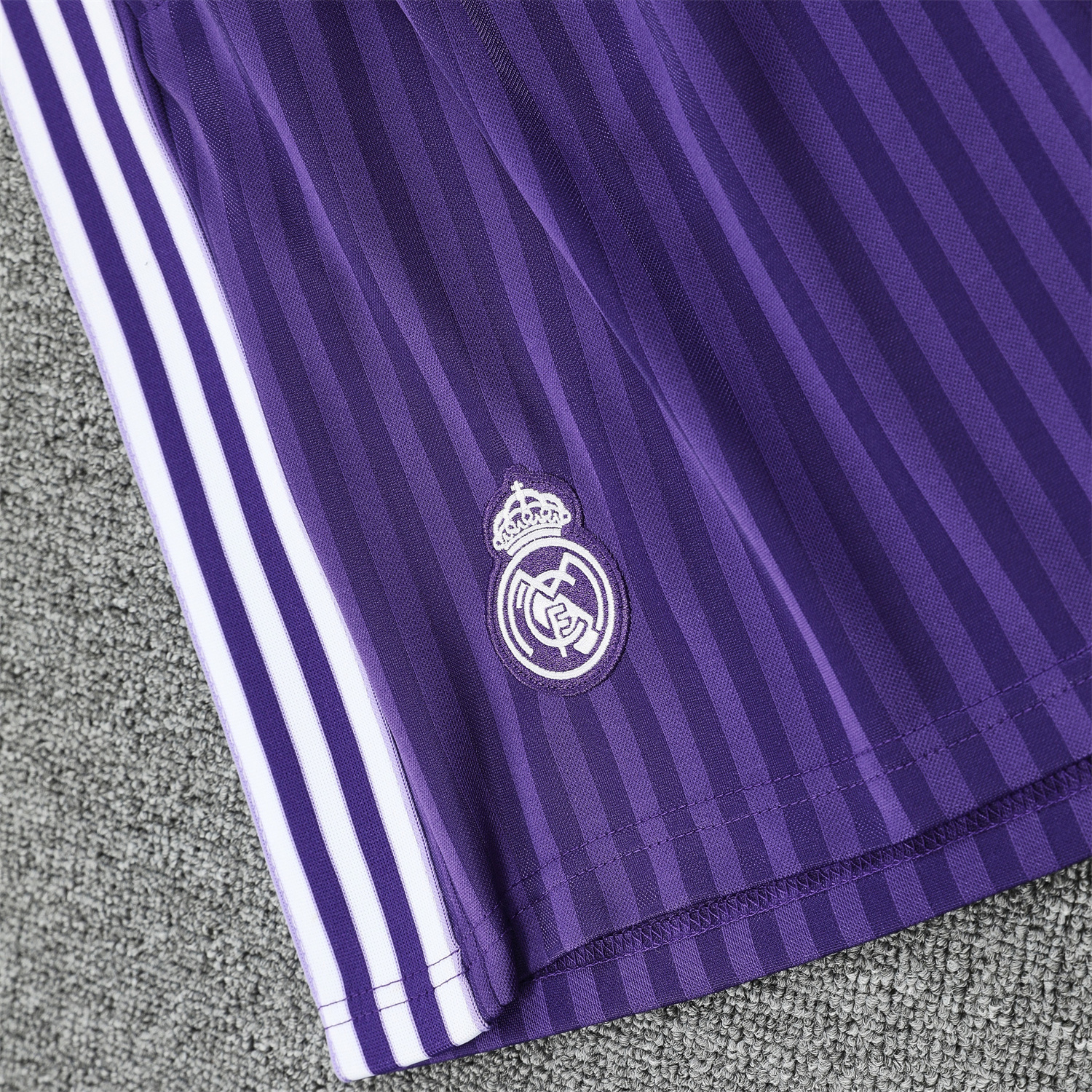 TKH-turbokithub-Real Madrid 25-26 Short-Sleeve Training Set - Purple And White Top & Purple Shorts