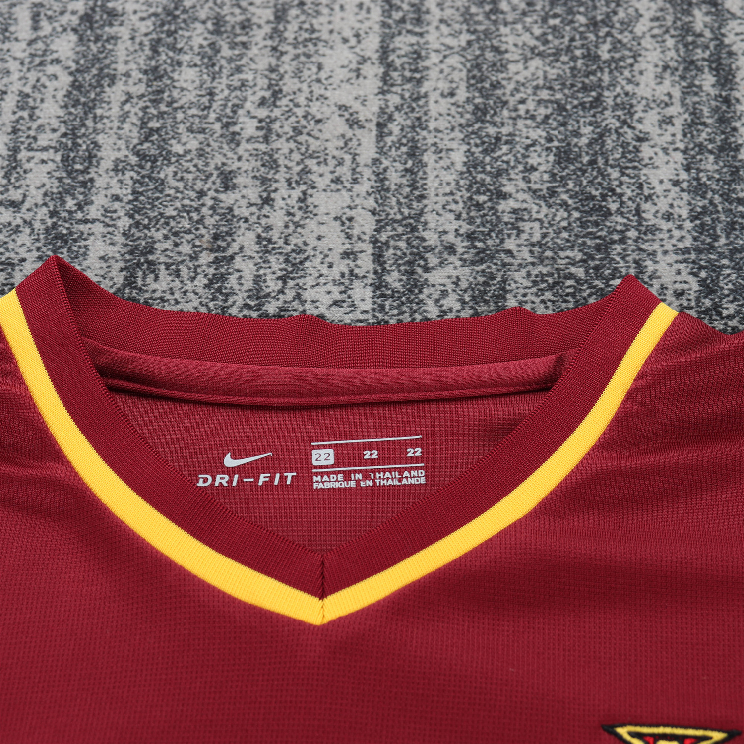 TKH-turbokithub-Retro Portugal 2000 Home Kids Kit