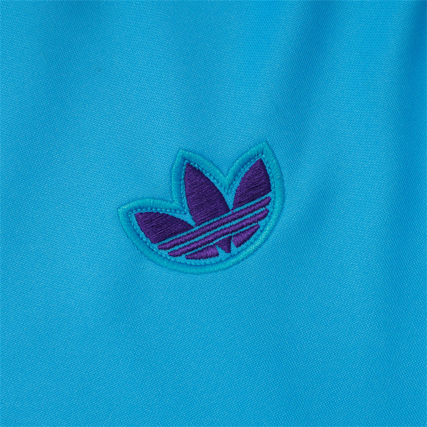 TKH-turbokithub-Real Madrid 25-26 Throwback Trefoil Jacket Training Tracksuit - Blue Jackets & Purple Pants