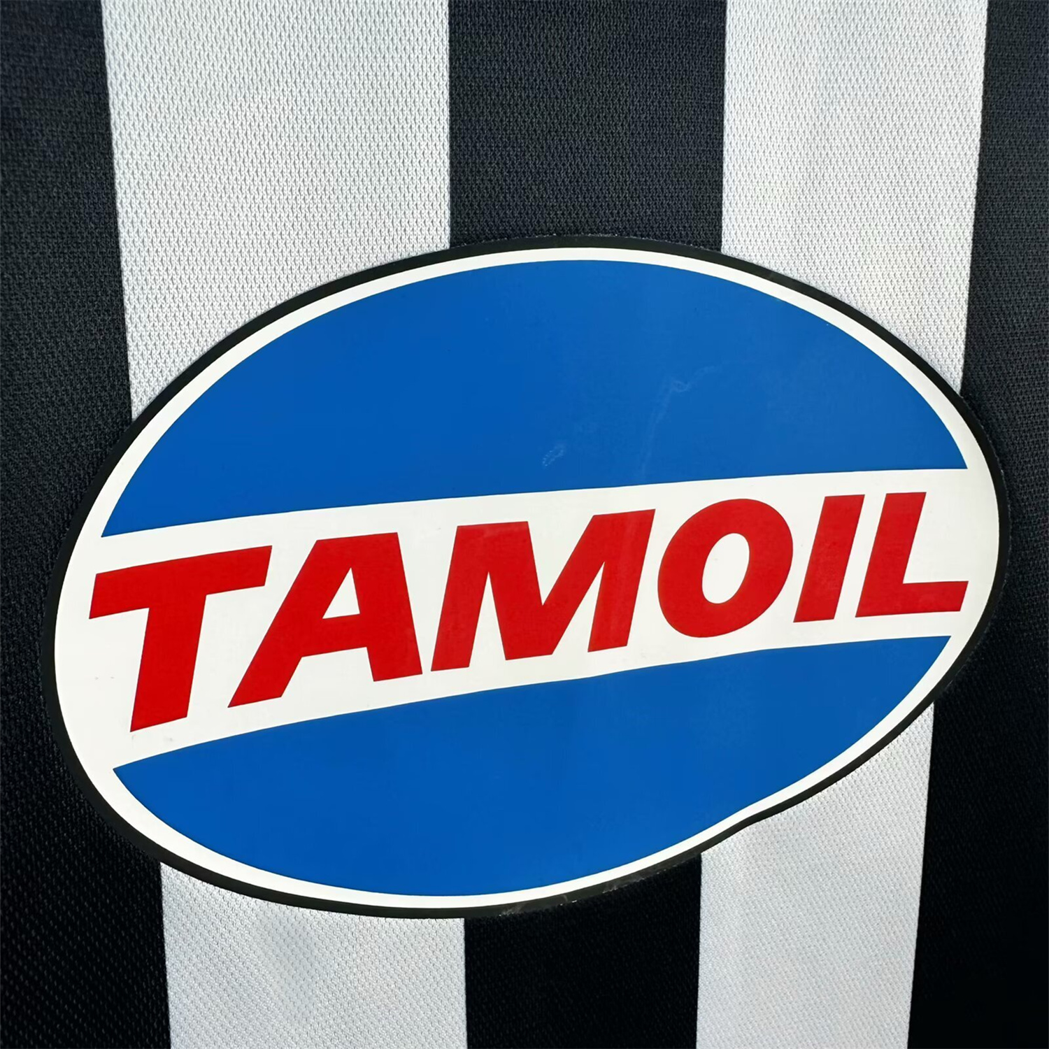 TKH-turbokithub-Retro Juventus 2005-06 Home Jersey