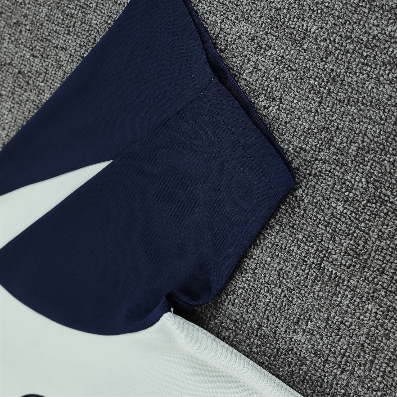 TKH-turbokithub-Inter Milan 25-26 Short-Sleeve Training Set - Blue Sleeve White Top & Blue Shorts