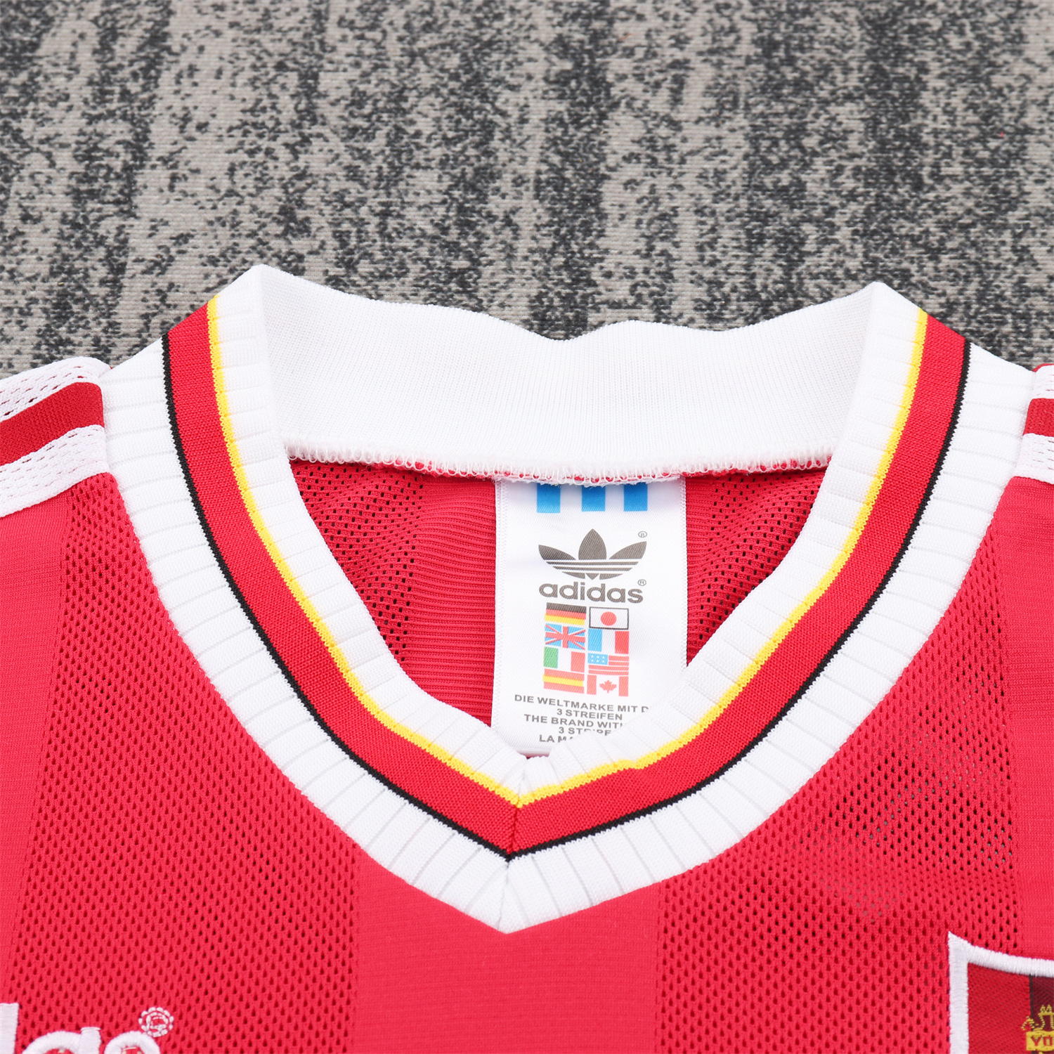 TKH-turbokithub-Retro Liver.pool 1995-96 Home Kids Kit