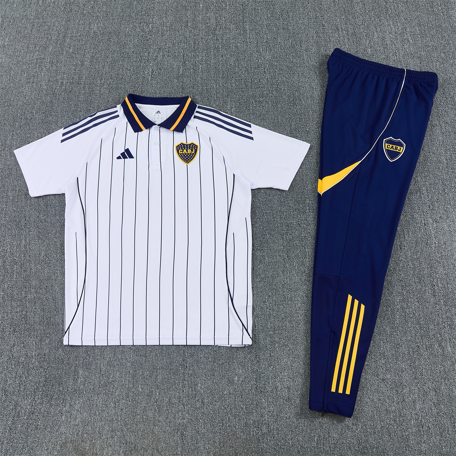 TKH-turbokithub-Boca Juniors 25-26 POLO Short-Sleeve Training Set - White Top and Dark Blue Pants
