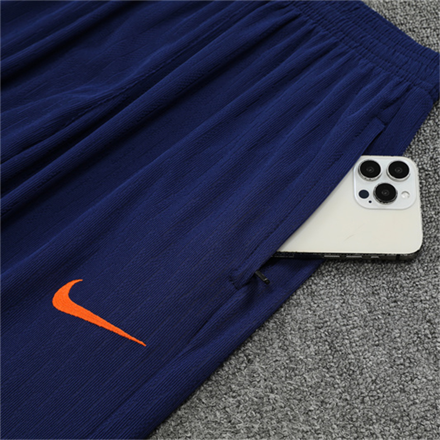 TKH-turbokithub-Barcelona 25-26 Long Sleeve Training Set - Red Blue Line Top & Blue Pants