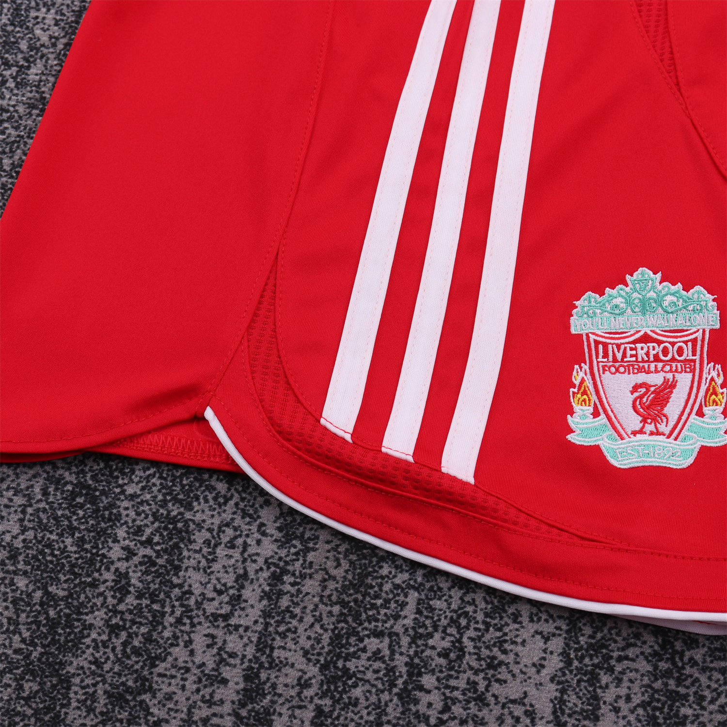TKH-turbokithub-Retro Liver.pool 2006-08 Home Kids Kit