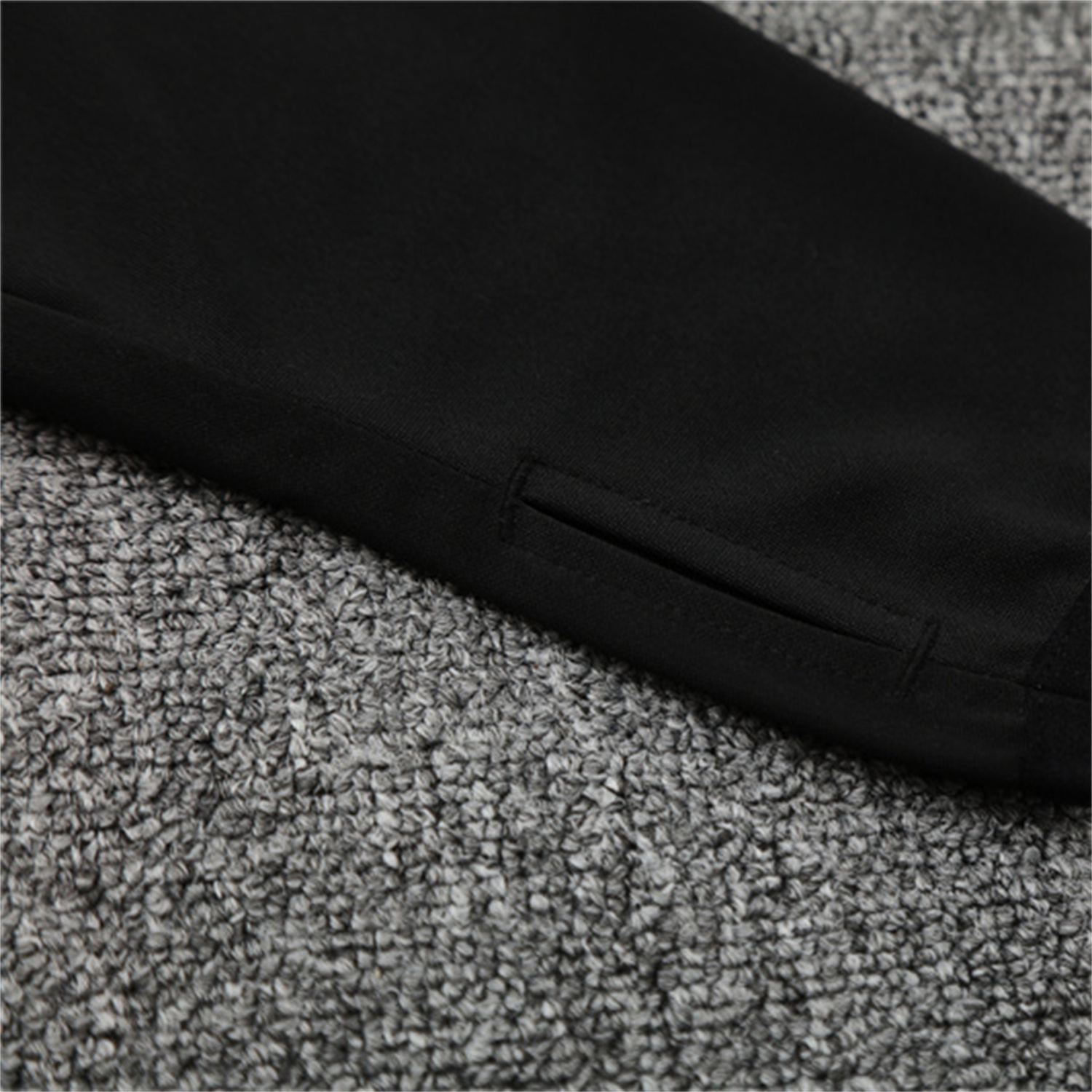 TKH-turbokithub-Liver.pool 25-26 Kids Long Sleeve Training Set - Black Top & Black Pants