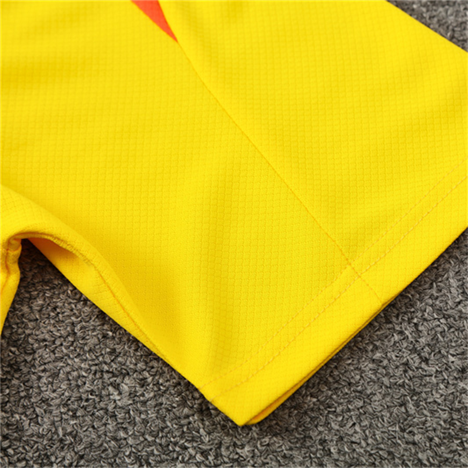 TKH-turbokithub-Brazil 25-26 Short-Sleeve Training Set - Yellow Top & Black Shorts