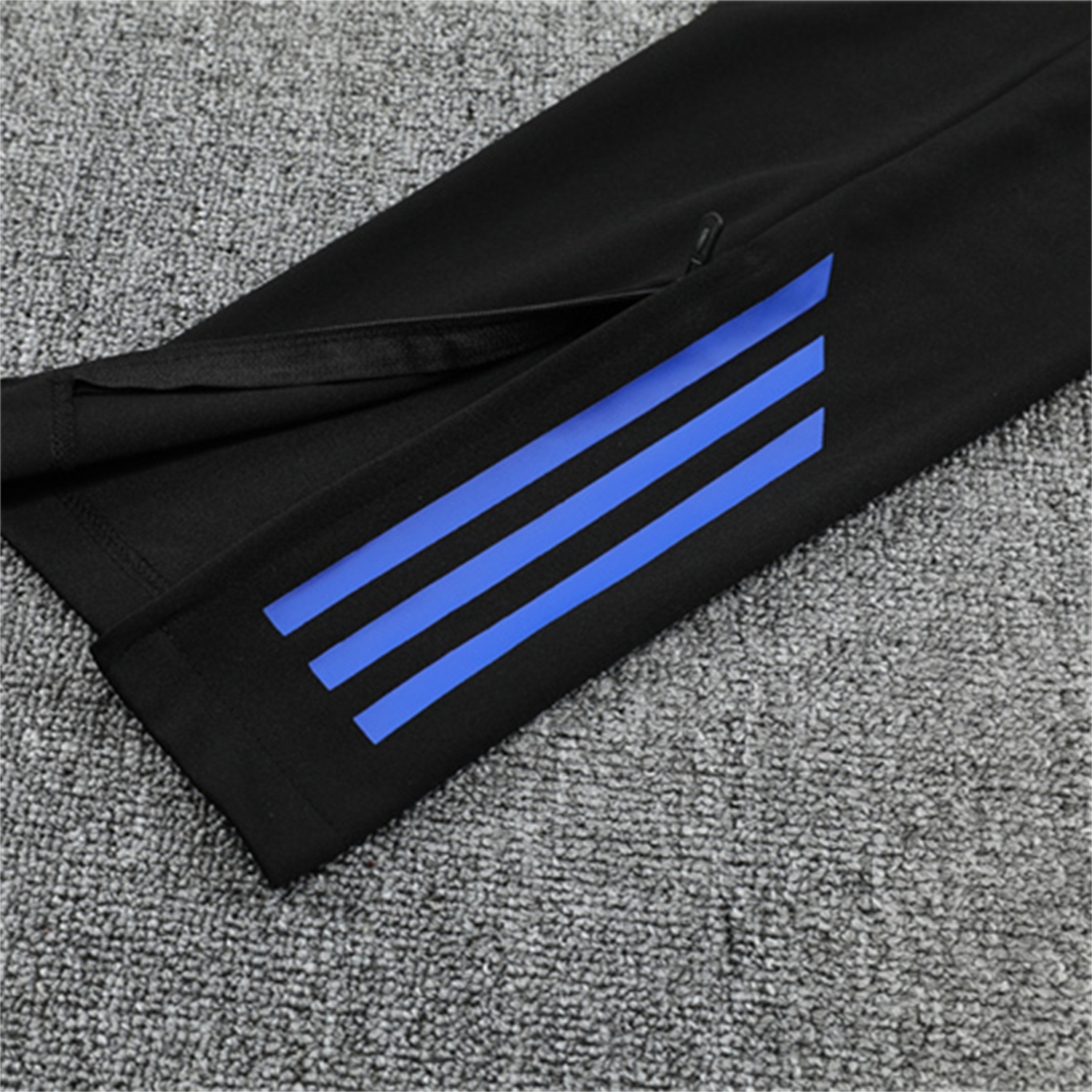 TKH-turbokithub-Real Madrid 25-26 Long Sleeve Training Set - White Loong Black Blue Top and Black Pants