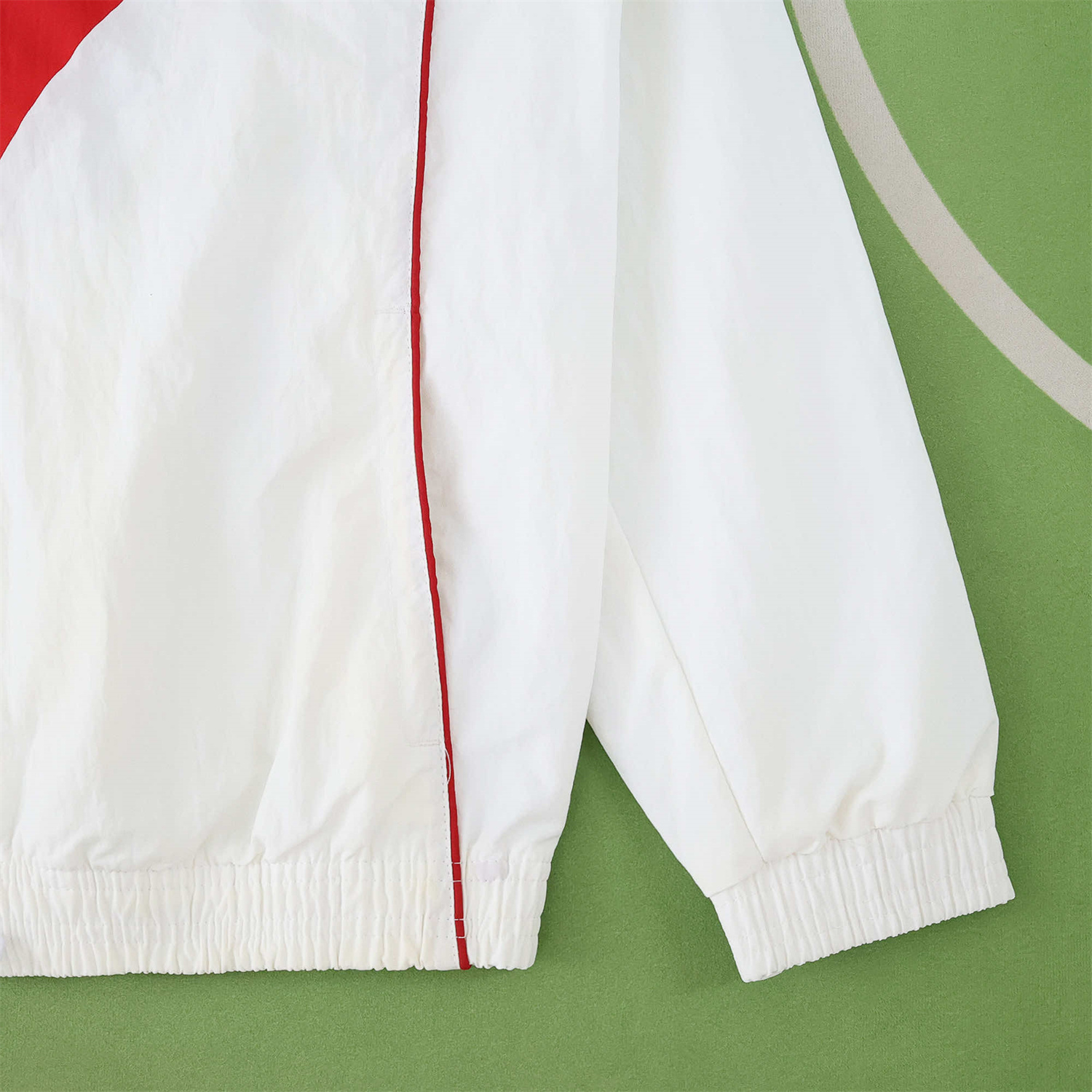 TKH-turbokithub-River Plate 25-26 Throwback Windbreaker Jacket - White