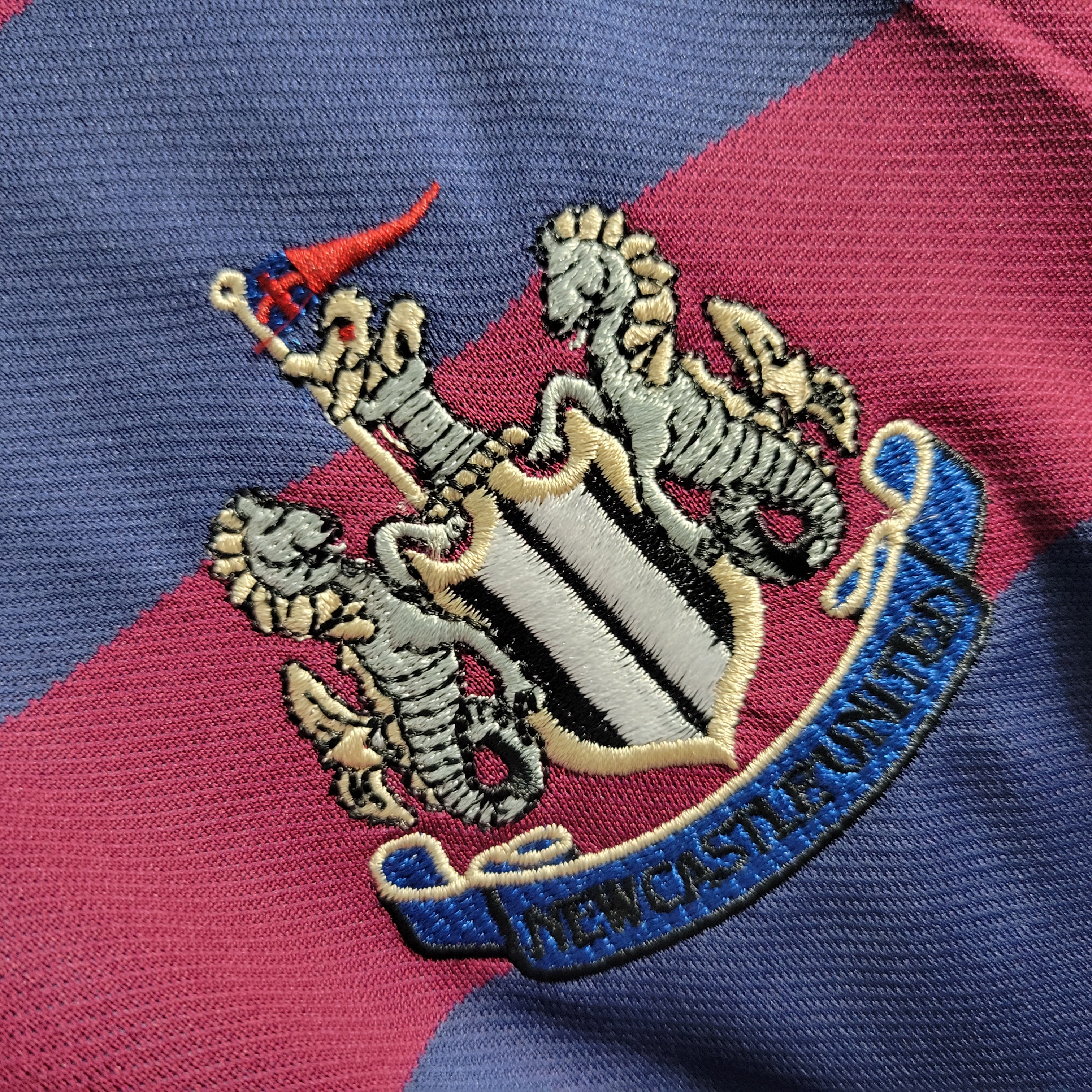TKH-turbokithub-Retro Newcastle United 1995-96 Away Stadium Jersey