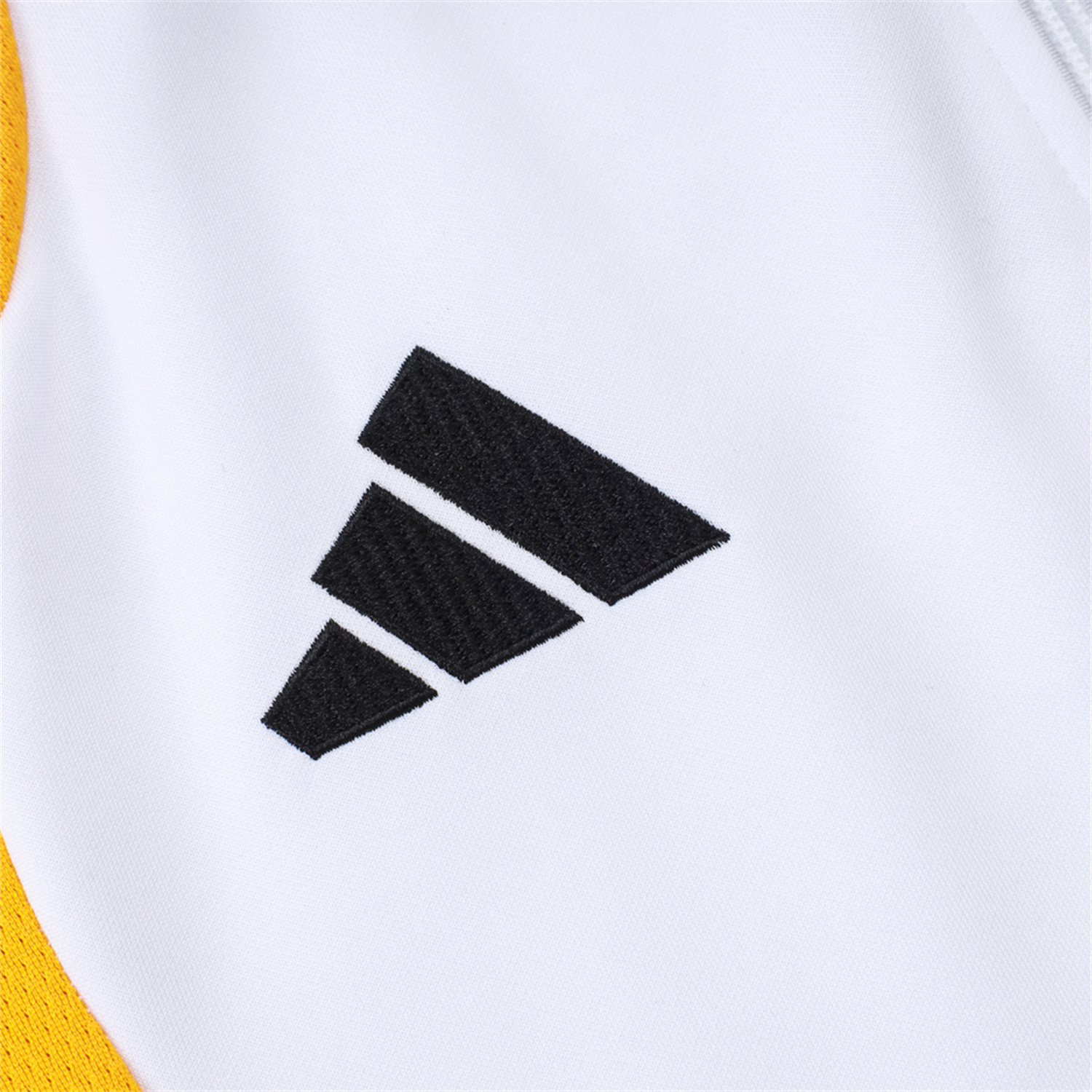 TKH-turbokithub-Germany 2026 Windbreaker Training Set - White Top and Black Pants