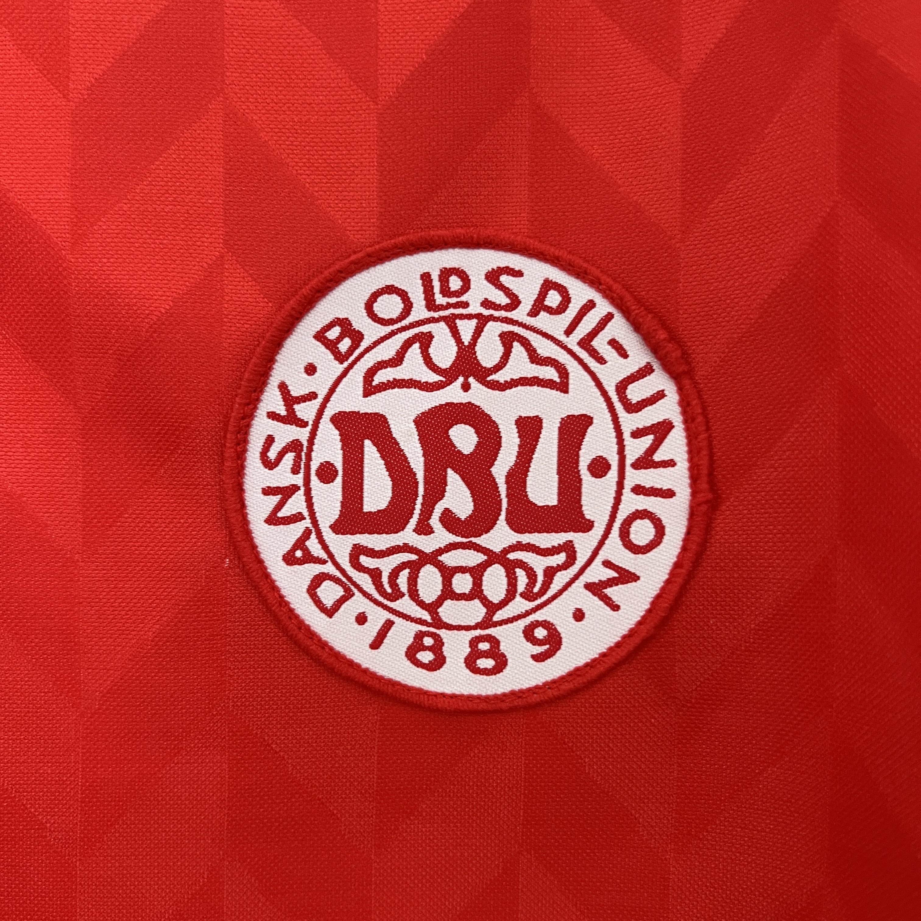TKH-turbokithub-Retro Denmark 1988 Home Stadium Jersey - Fans Version