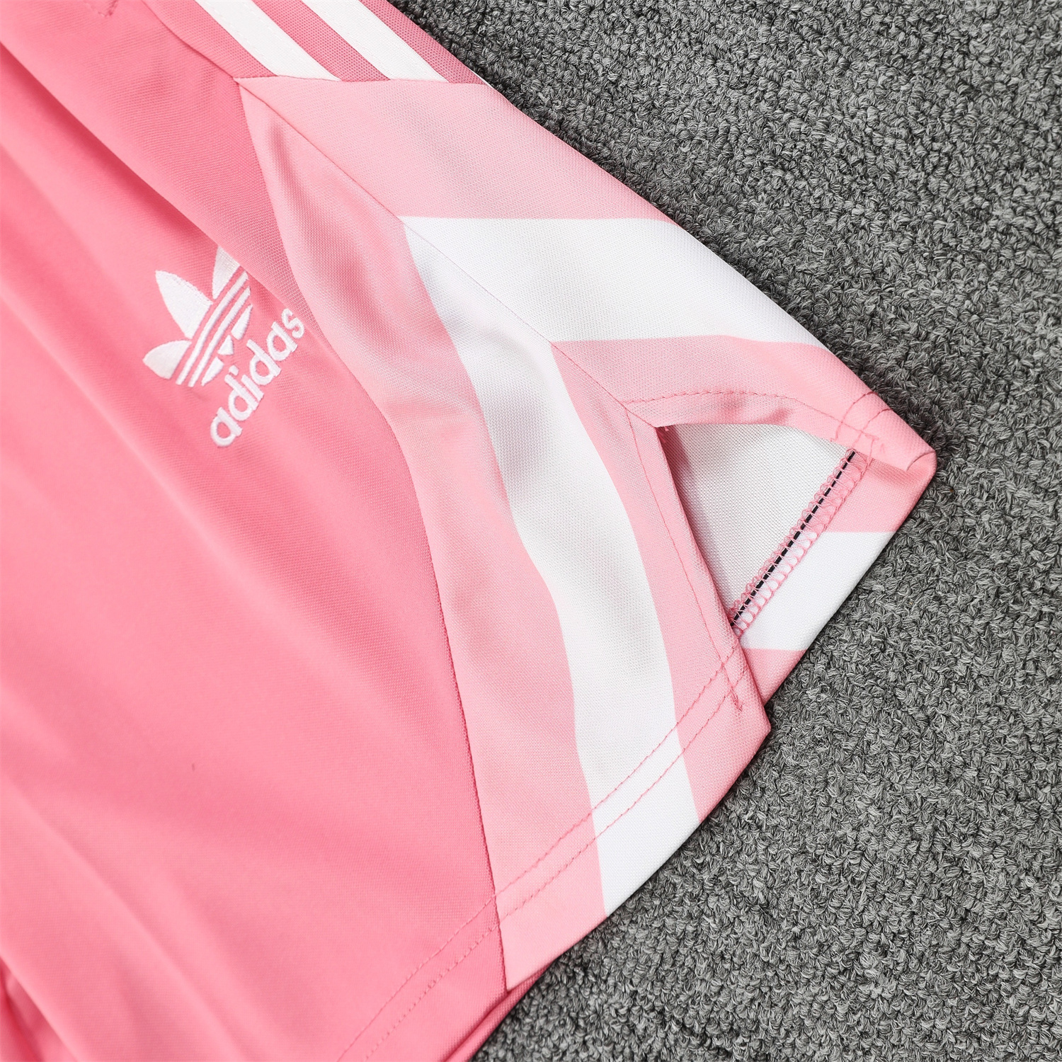 TKH-turbokithub-INT M.A.M 25-26 Short-Sleeve Training Set - Pink Top & Pink Shorts