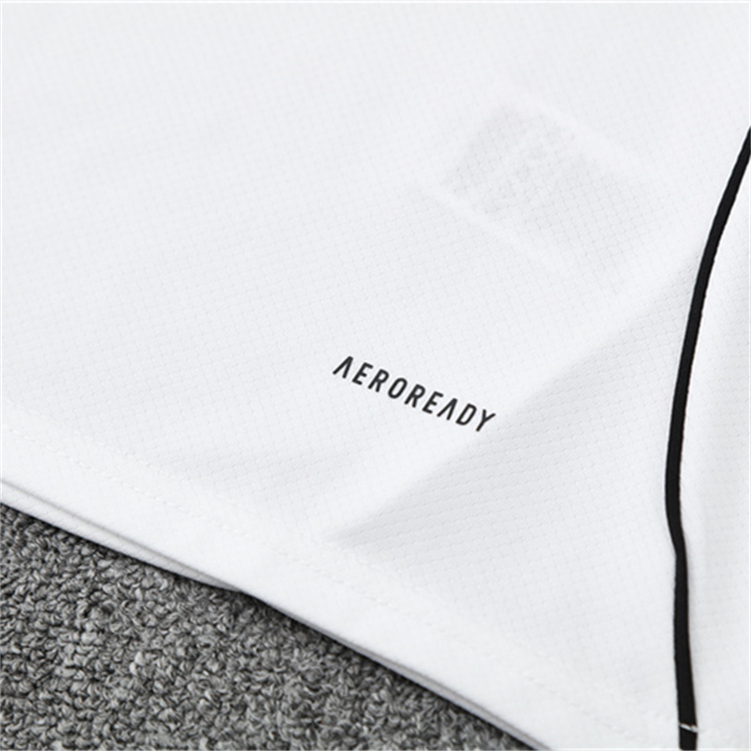 TKH-turbokithub-INT M.A.M 25-26 Kids Short-Sleeve Training Set - White Top and Black Shorts