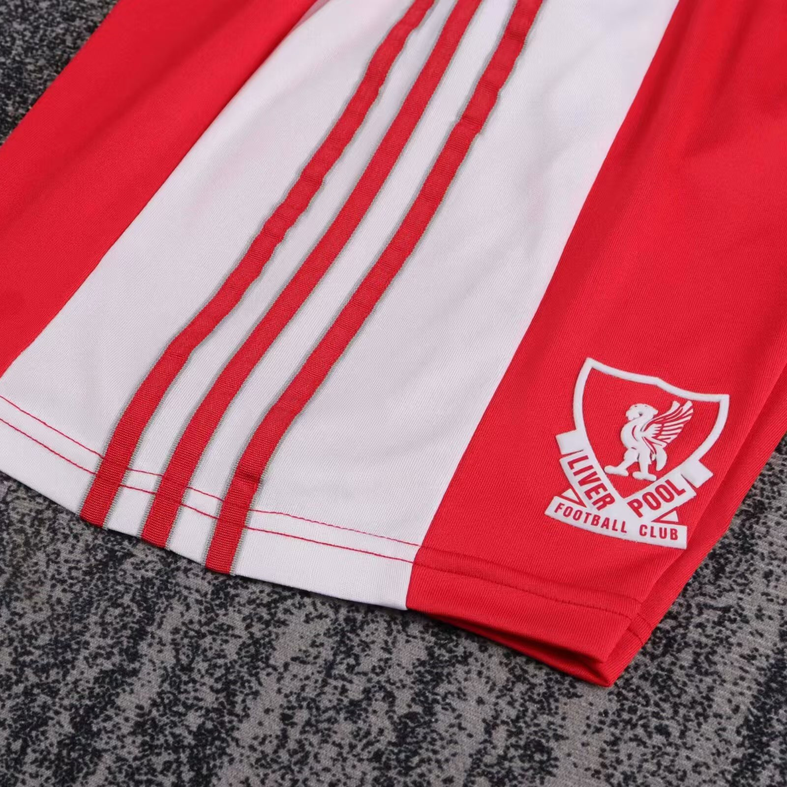 TKH-turbokithub-Retro Liver.pool 1989-91 Home Kids Kit