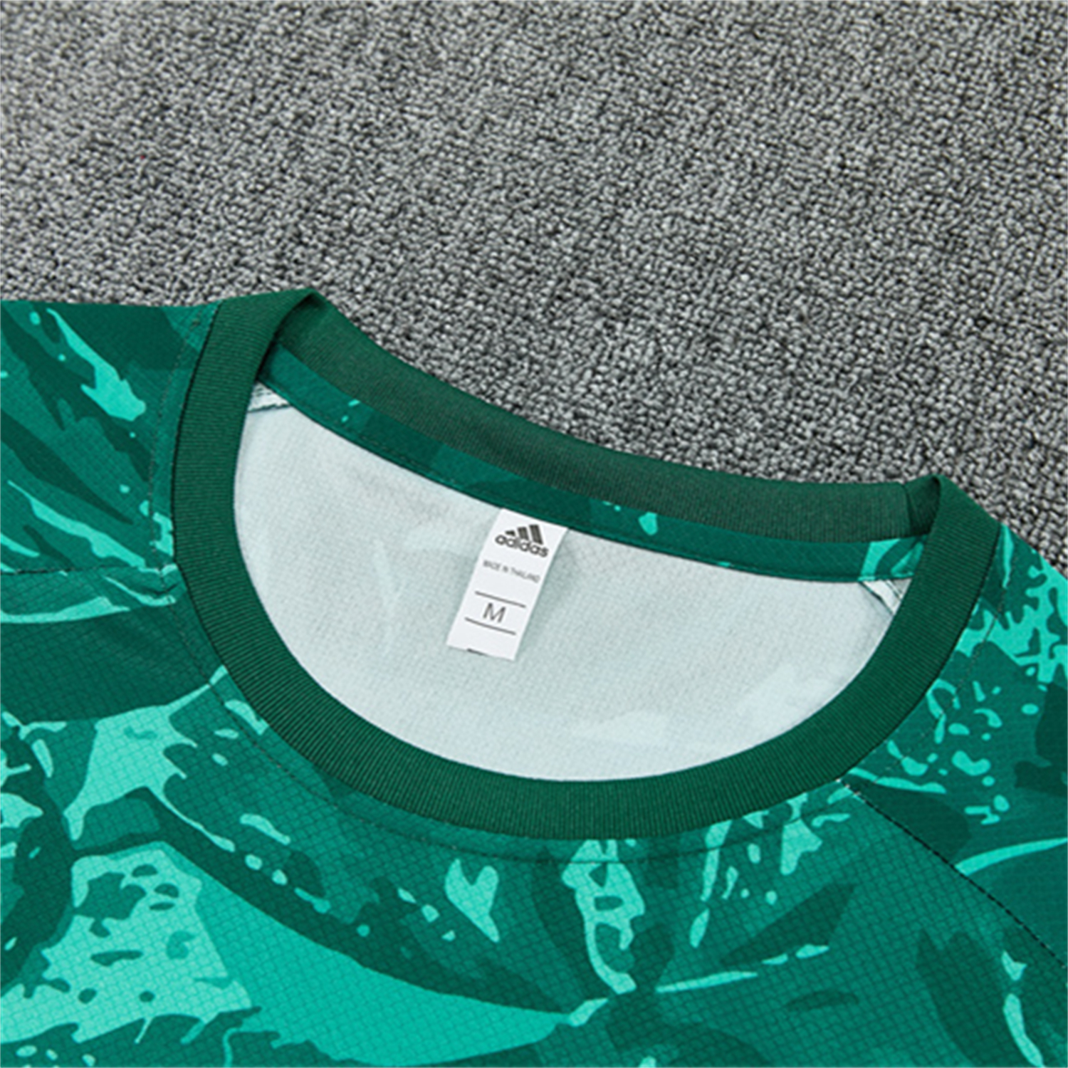 TKH-turbokithub-Real Madrid 26-27 Kids Short-Sleeve Training Set - Green Camouflage Top & Green Shorts