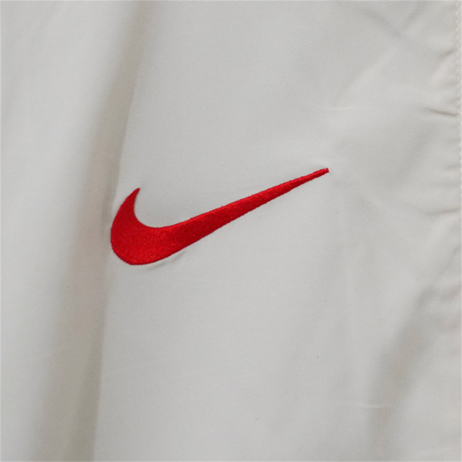 TKH-turbokithub-Retro Liver.pool 24-25 Windbreaker Jacket - White With Black